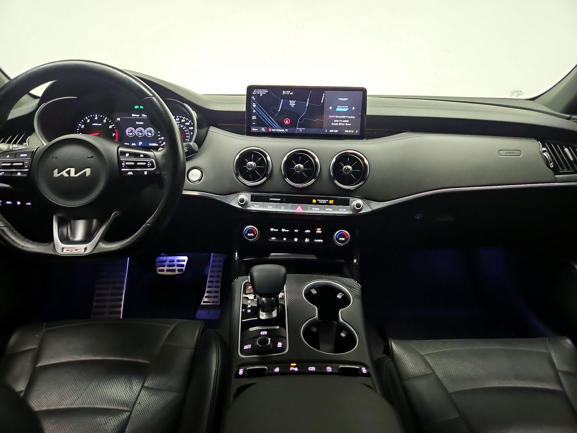 Thumbnail: 2022 Kia Stinger - 9
