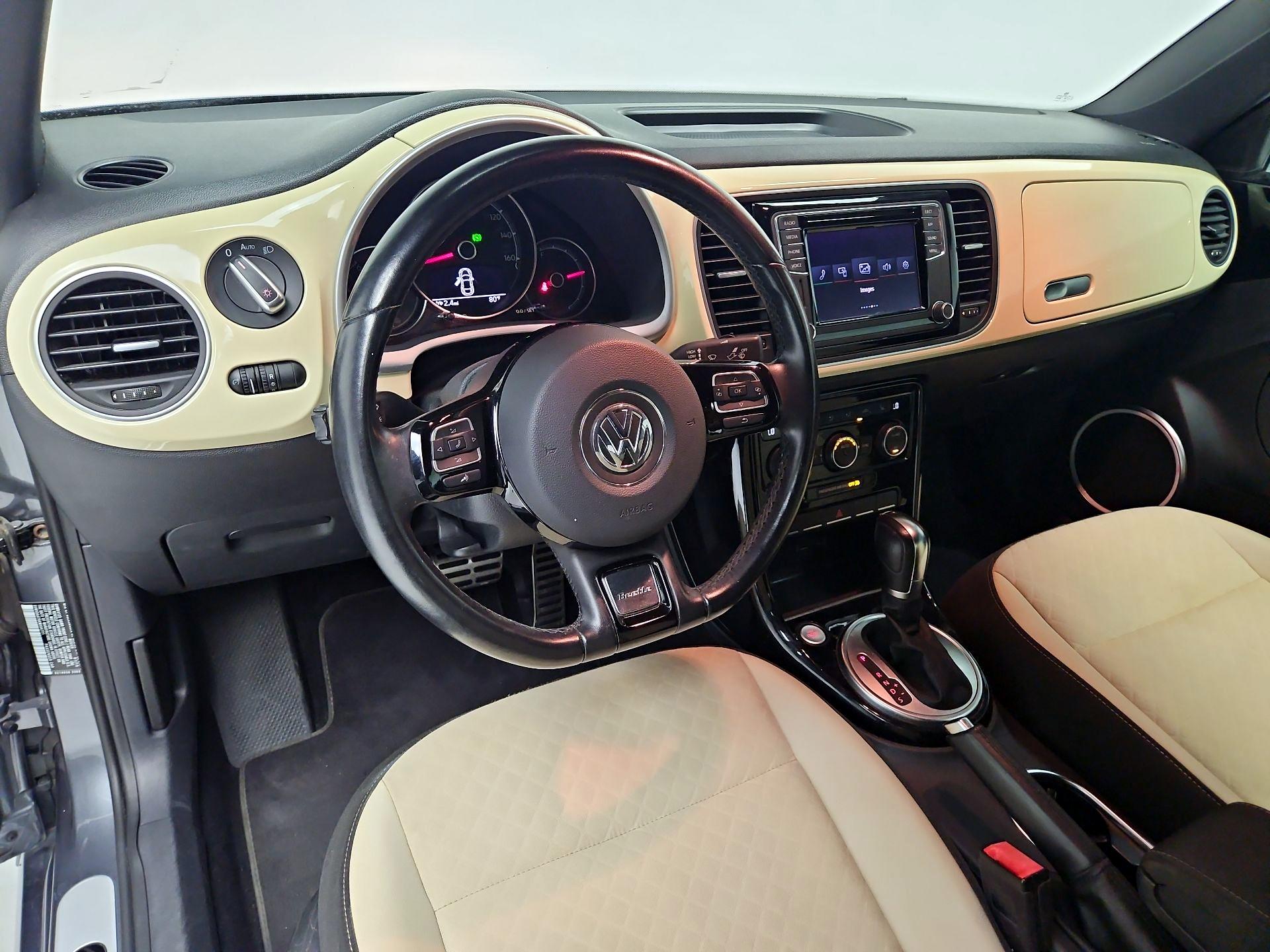 Thumbnail: 2019 Volkswagen Beetle - 9