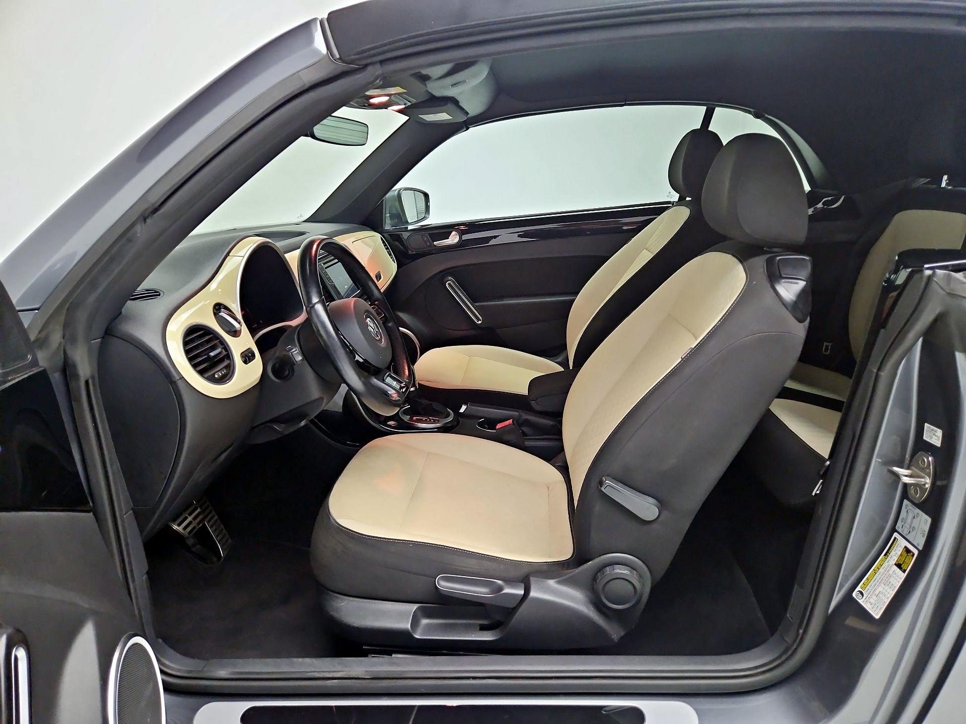 Thumbnail: 2019 Volkswagen Beetle - 11