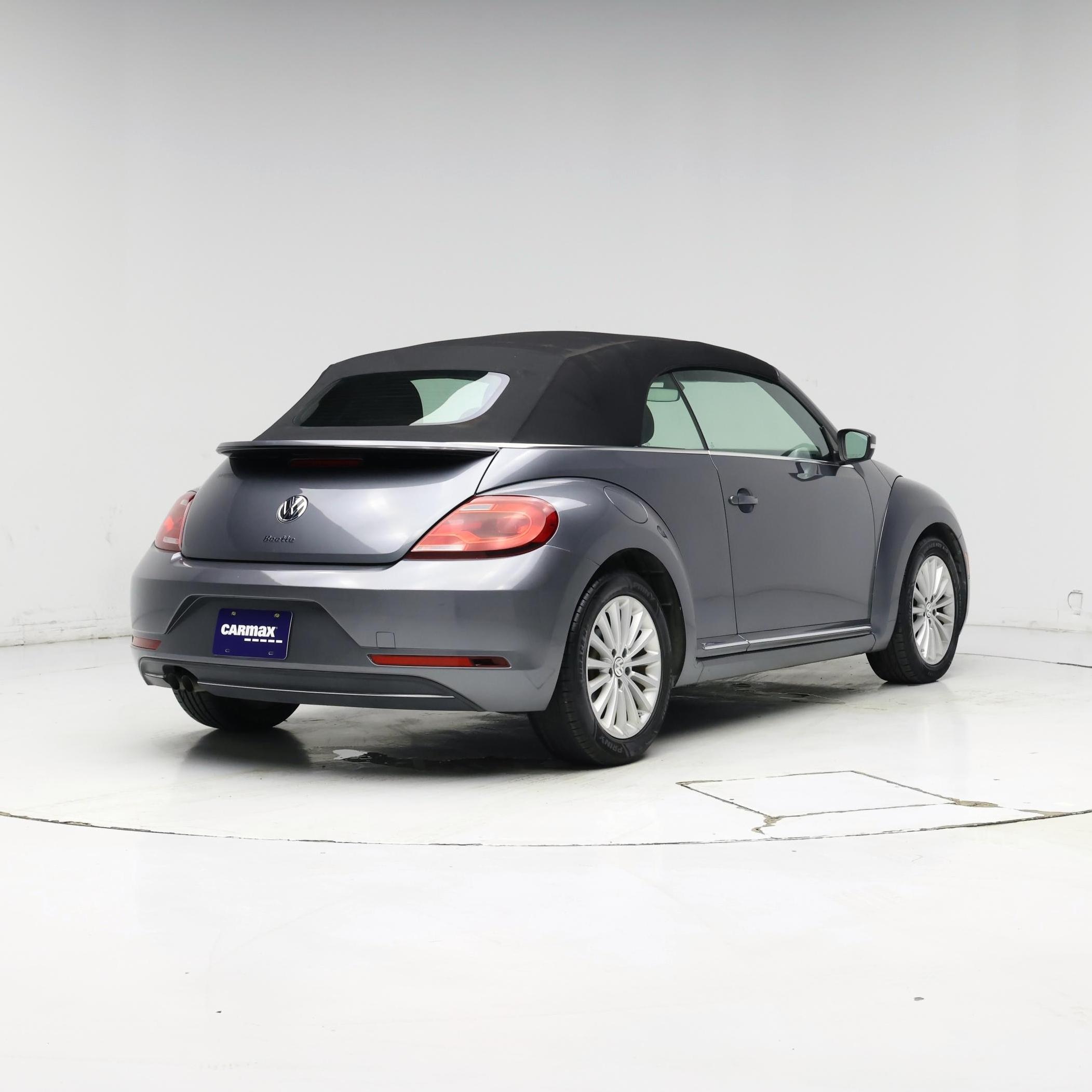 Thumbnail: 2019 Volkswagen Beetle - 8