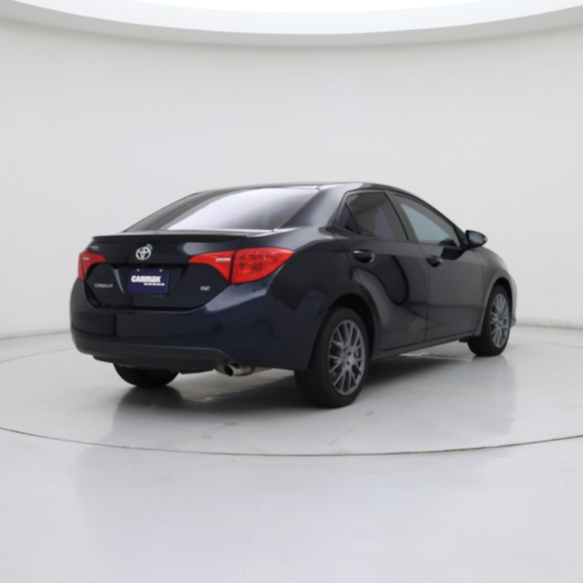 Thumbnail: 2018 Toyota Corolla - 8