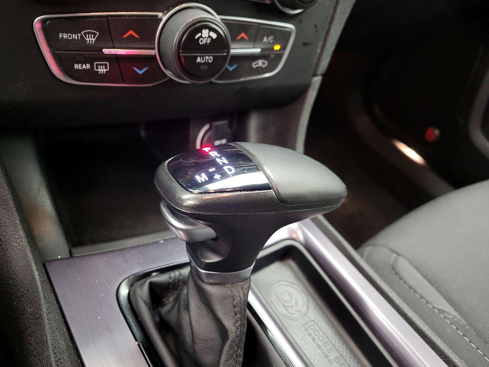 Thumbnail: 2018 Dodge Charger - 17