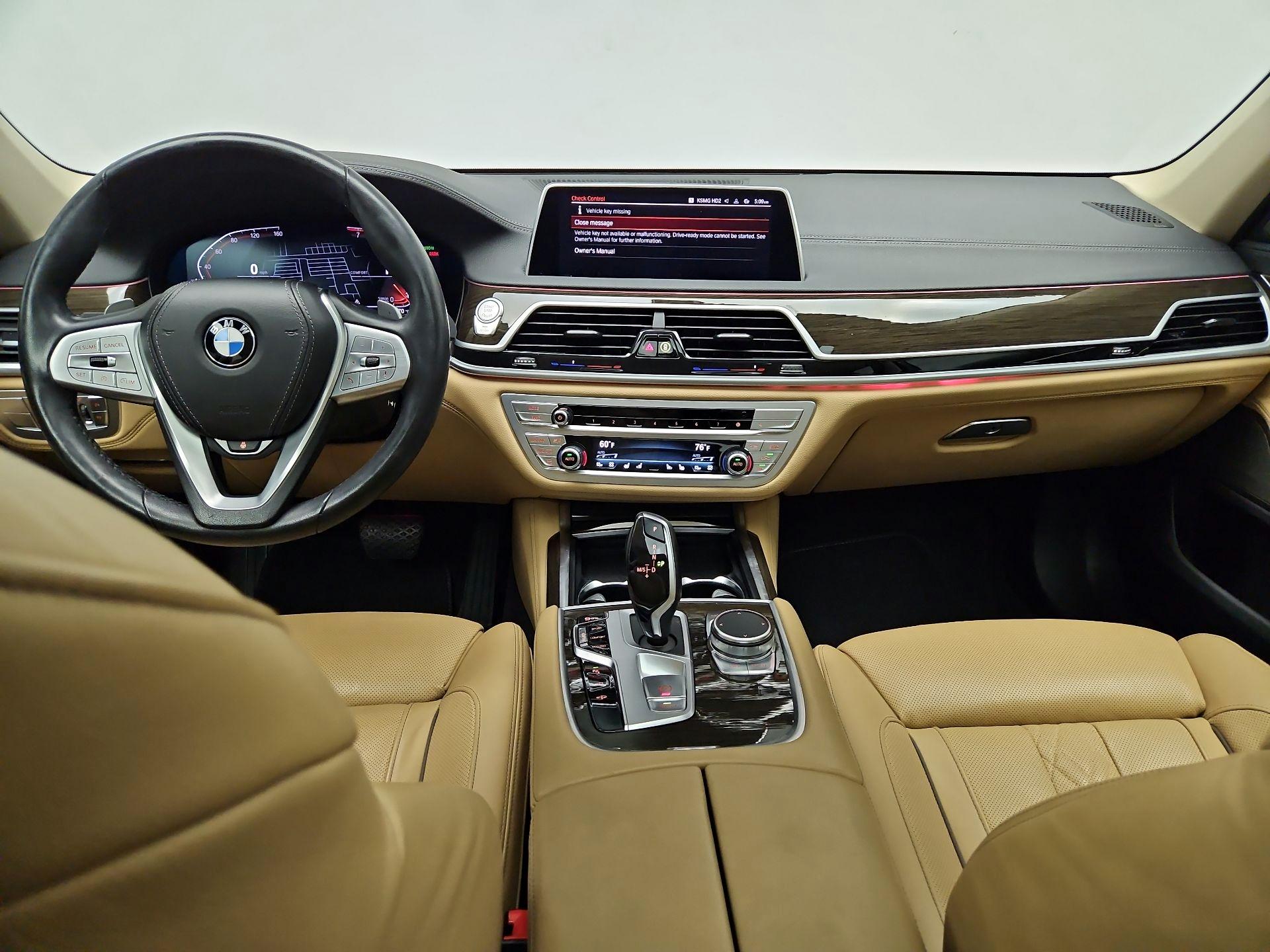 Thumbnail: 2022 BMW 7 Series - 9