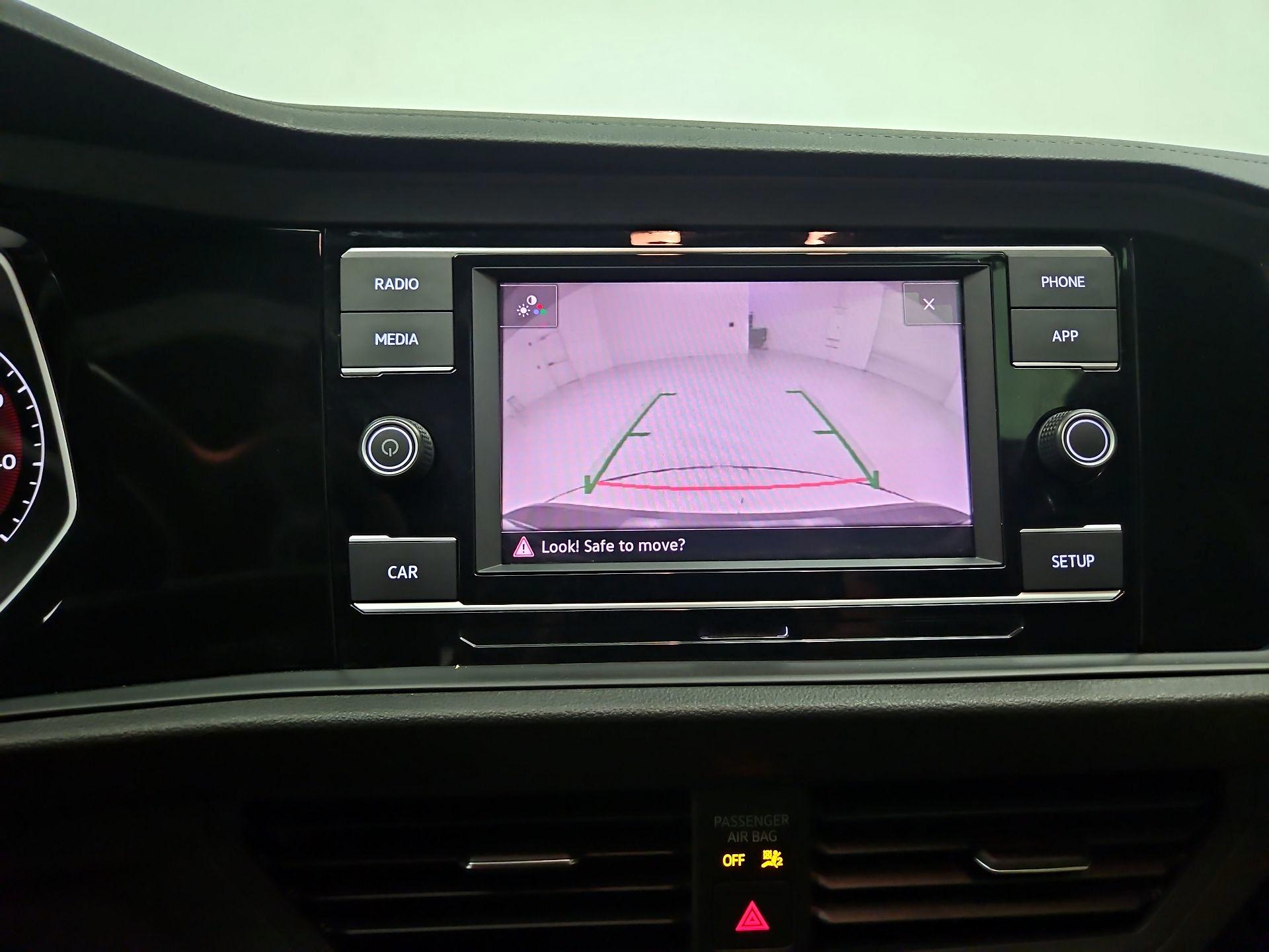 Thumbnail: 2019 Volkswagen Jetta - 14