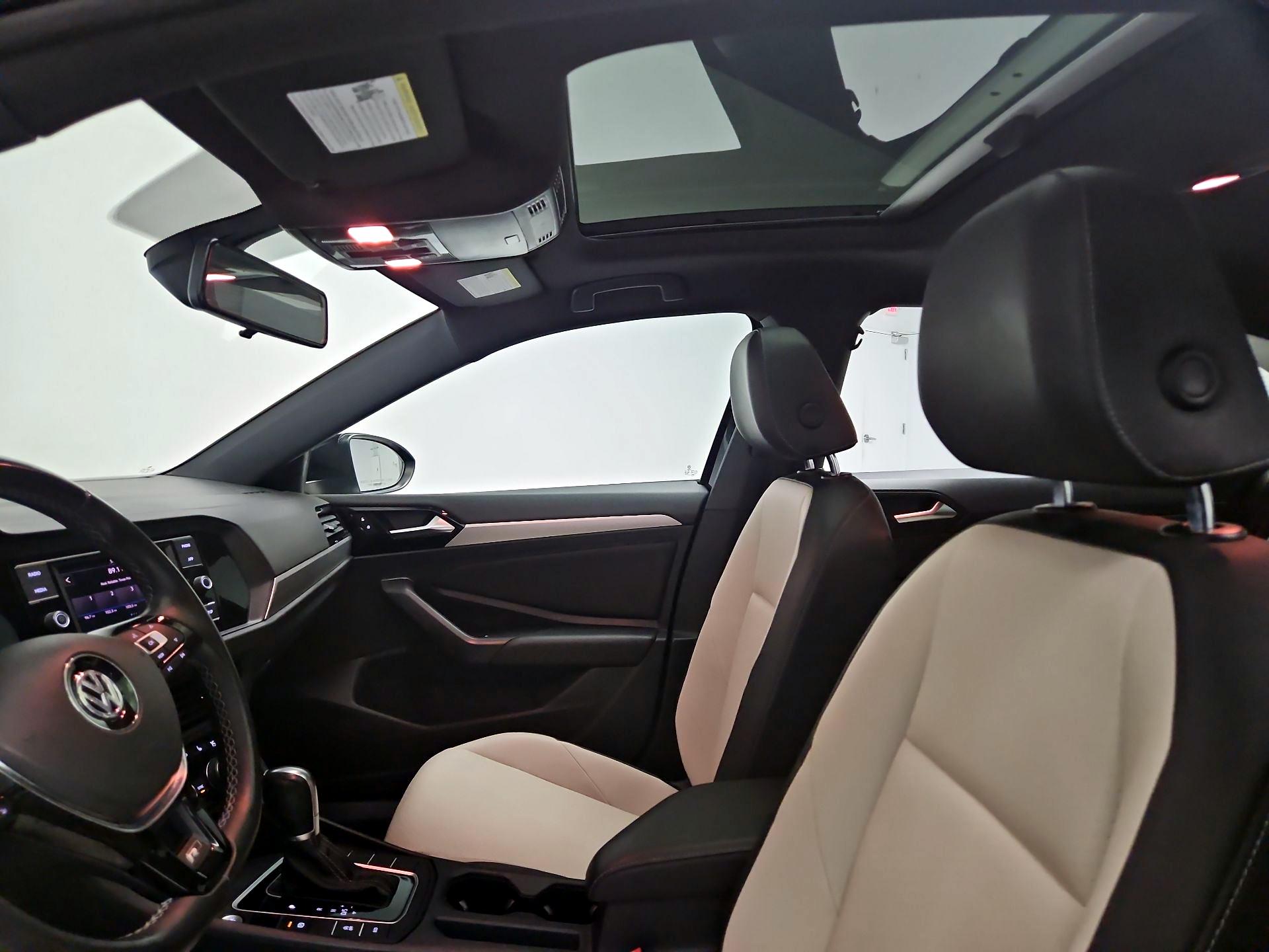 Thumbnail: 2019 Volkswagen Jetta - 19