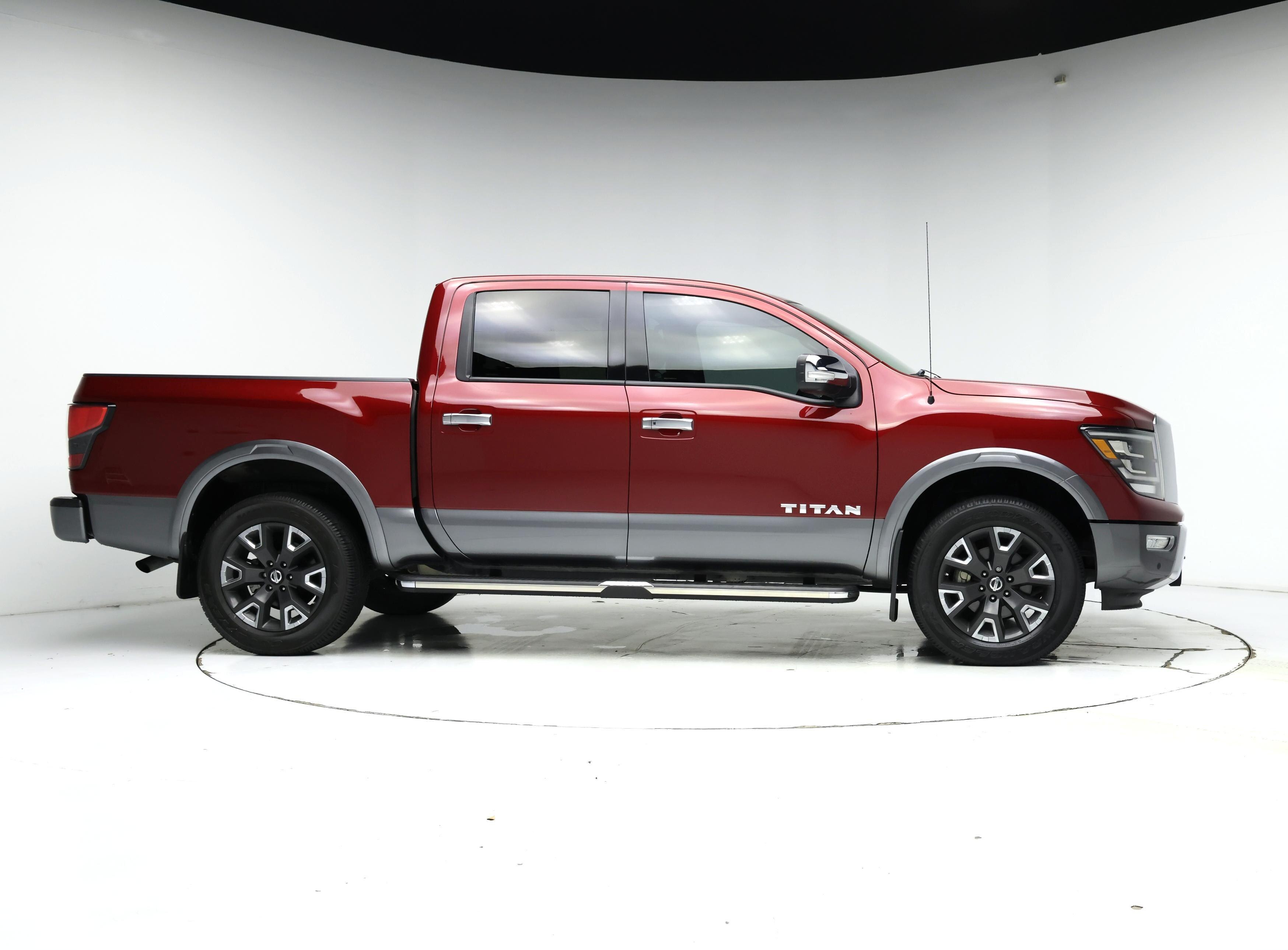 Thumbnail: 2021 Nissan Titan - 7