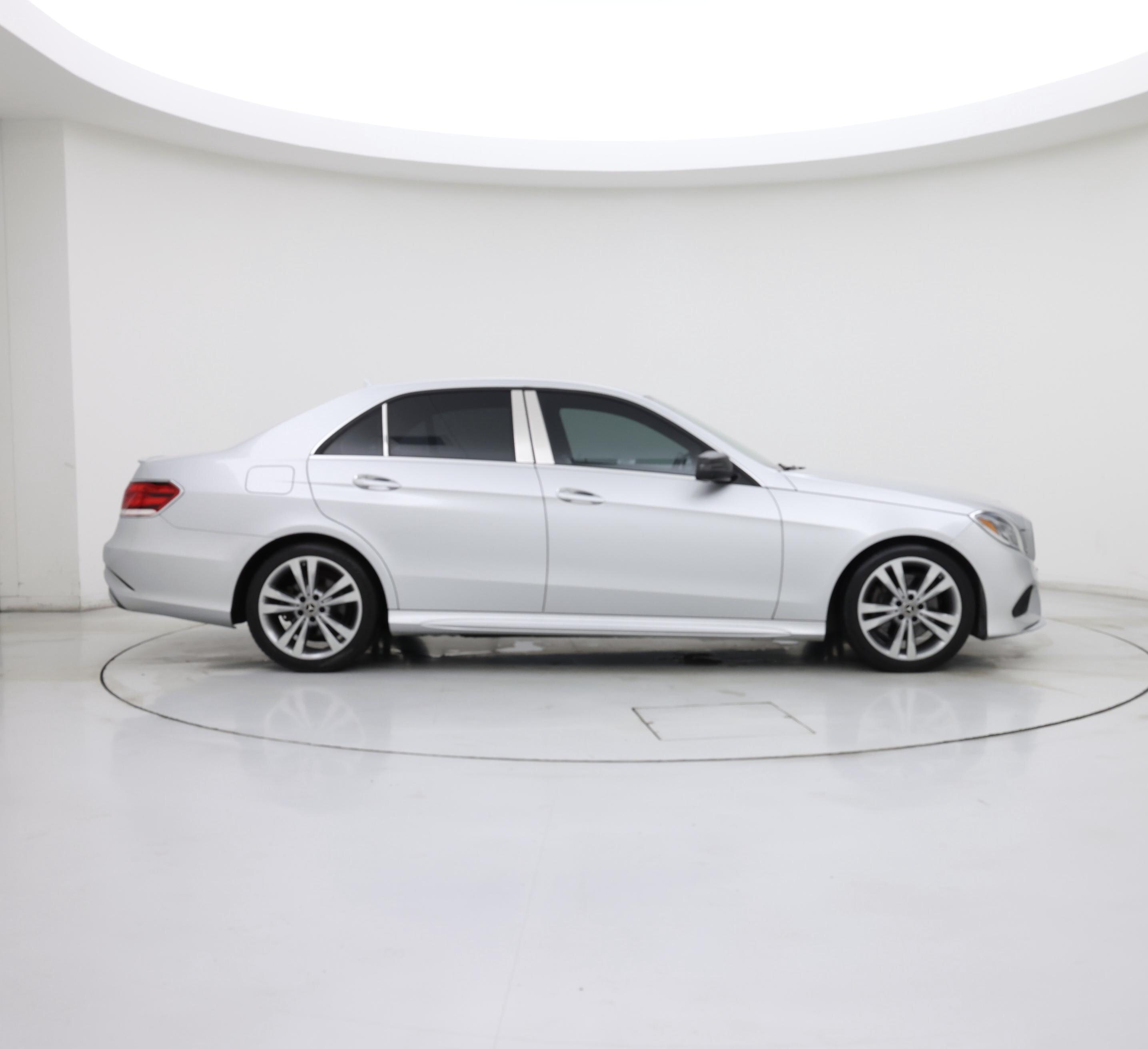 Thumbnail: 2015 Mercedes-Benz E-Class - 7