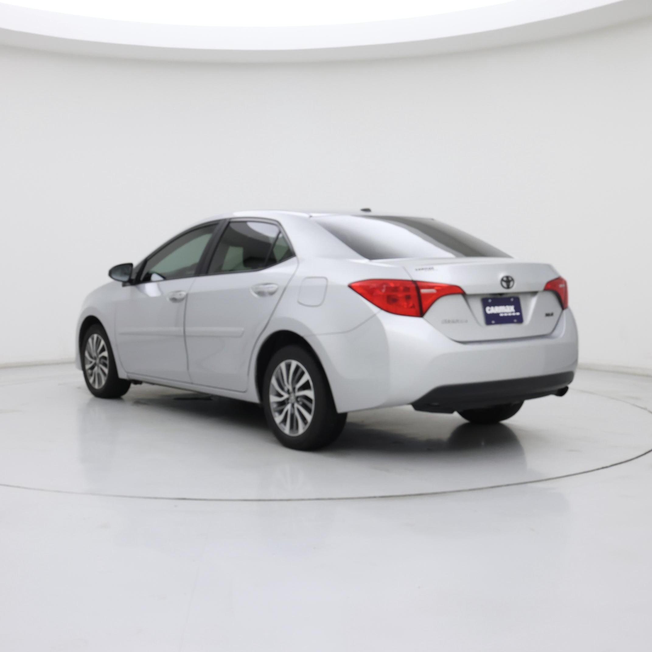 Thumbnail: 2017 Toyota Corolla - 2