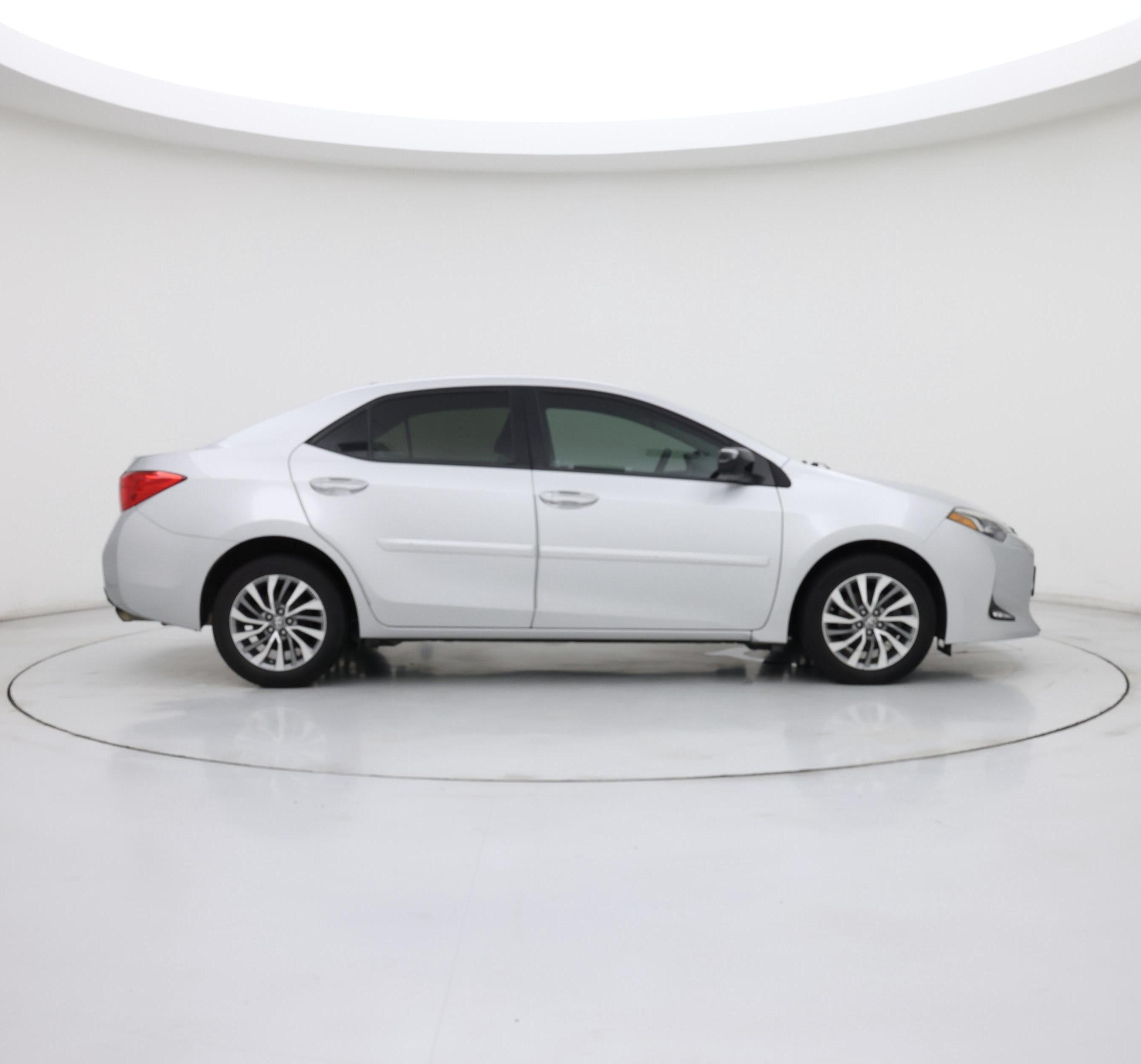 Thumbnail: 2017 Toyota Corolla - 7