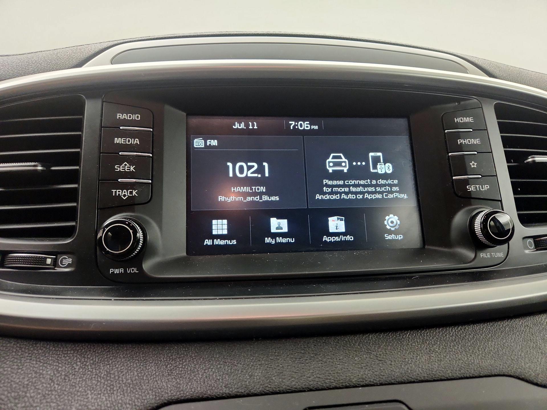 Thumbnail: 2020 Kia Sorento - 15