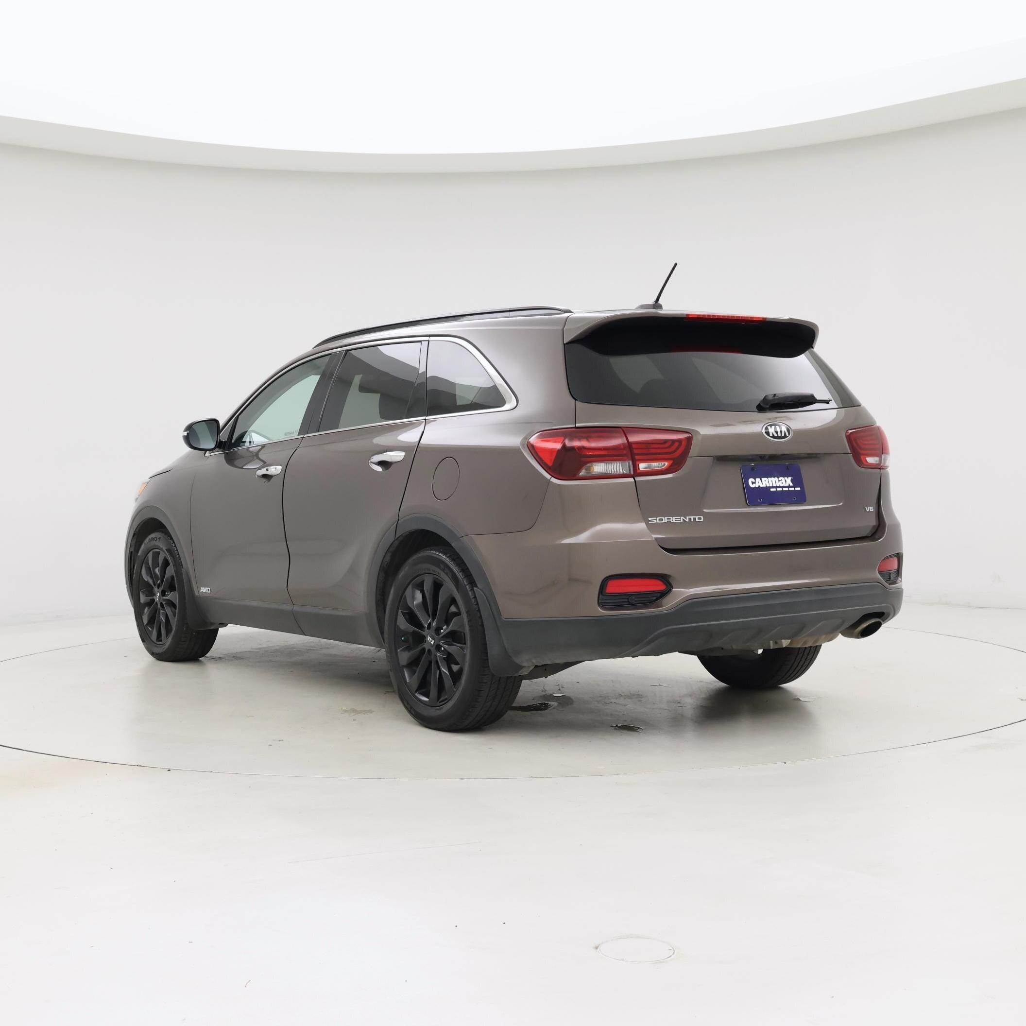 Thumbnail: 2020 Kia Sorento - 2