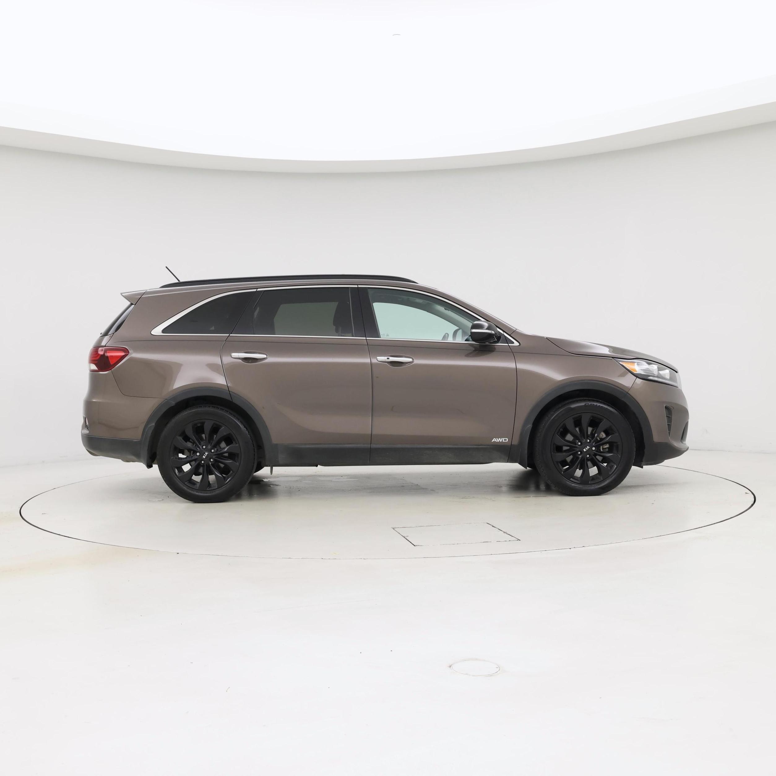 Thumbnail: 2020 Kia Sorento - 7