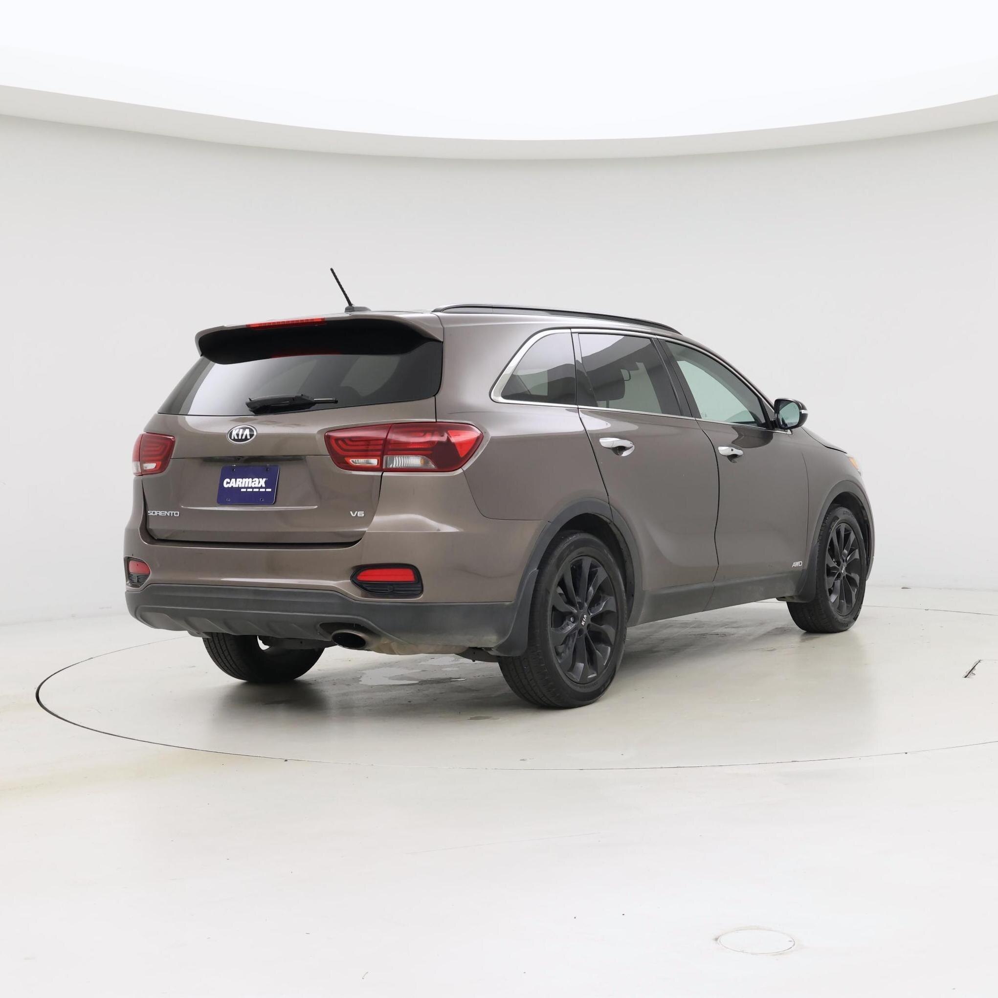 Thumbnail: 2020 Kia Sorento - 8