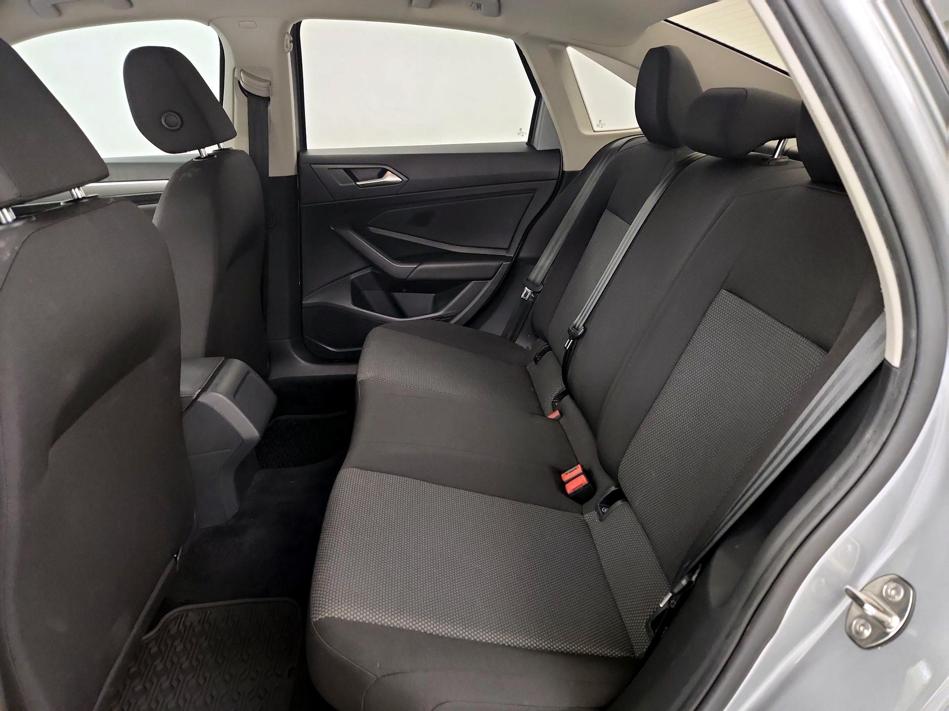 Thumbnail: 2019 Volkswagen Jetta - 19