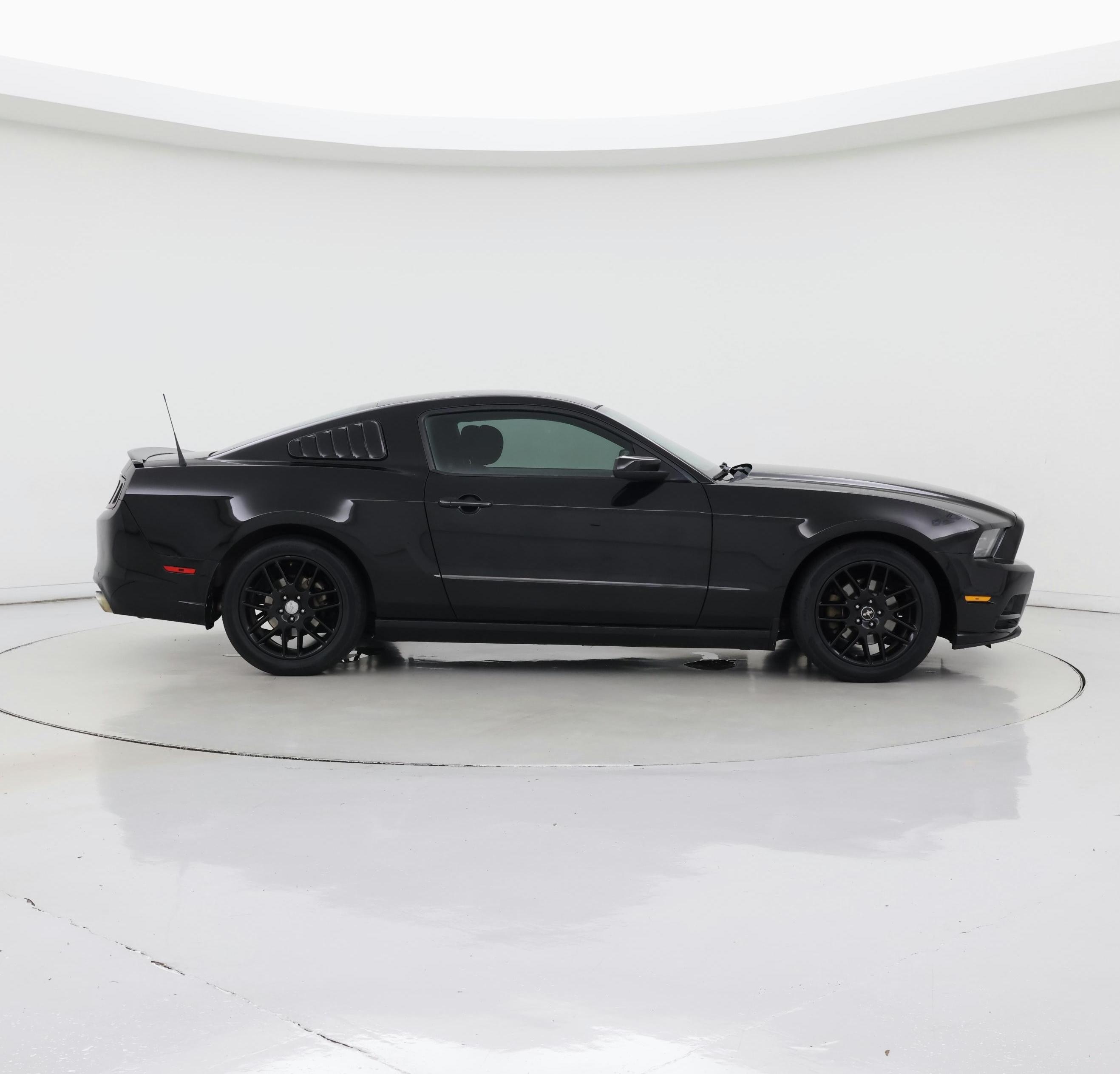 Thumbnail: 2014 Ford Mustang - 7