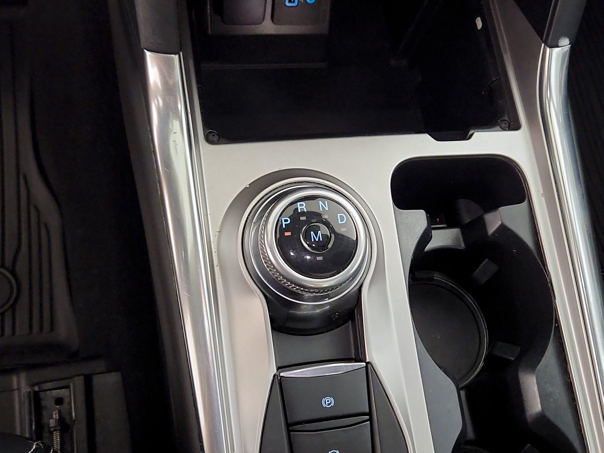 Thumbnail: 2020 Ford Explorer - 18