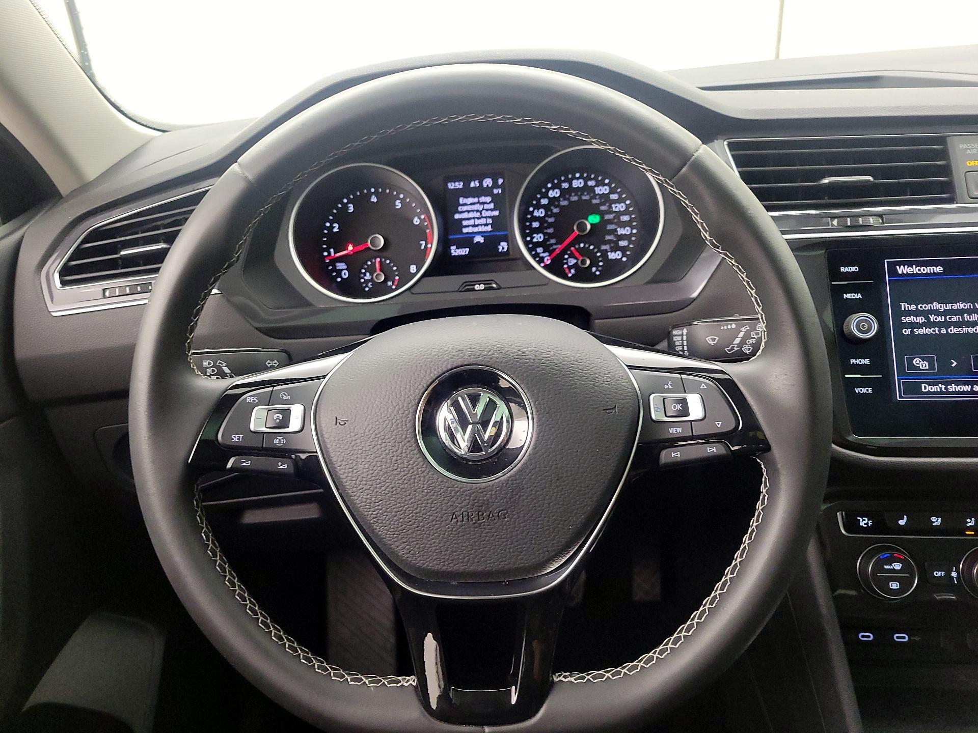 Thumbnail: 2021 Volkswagen Tiguan - 10
