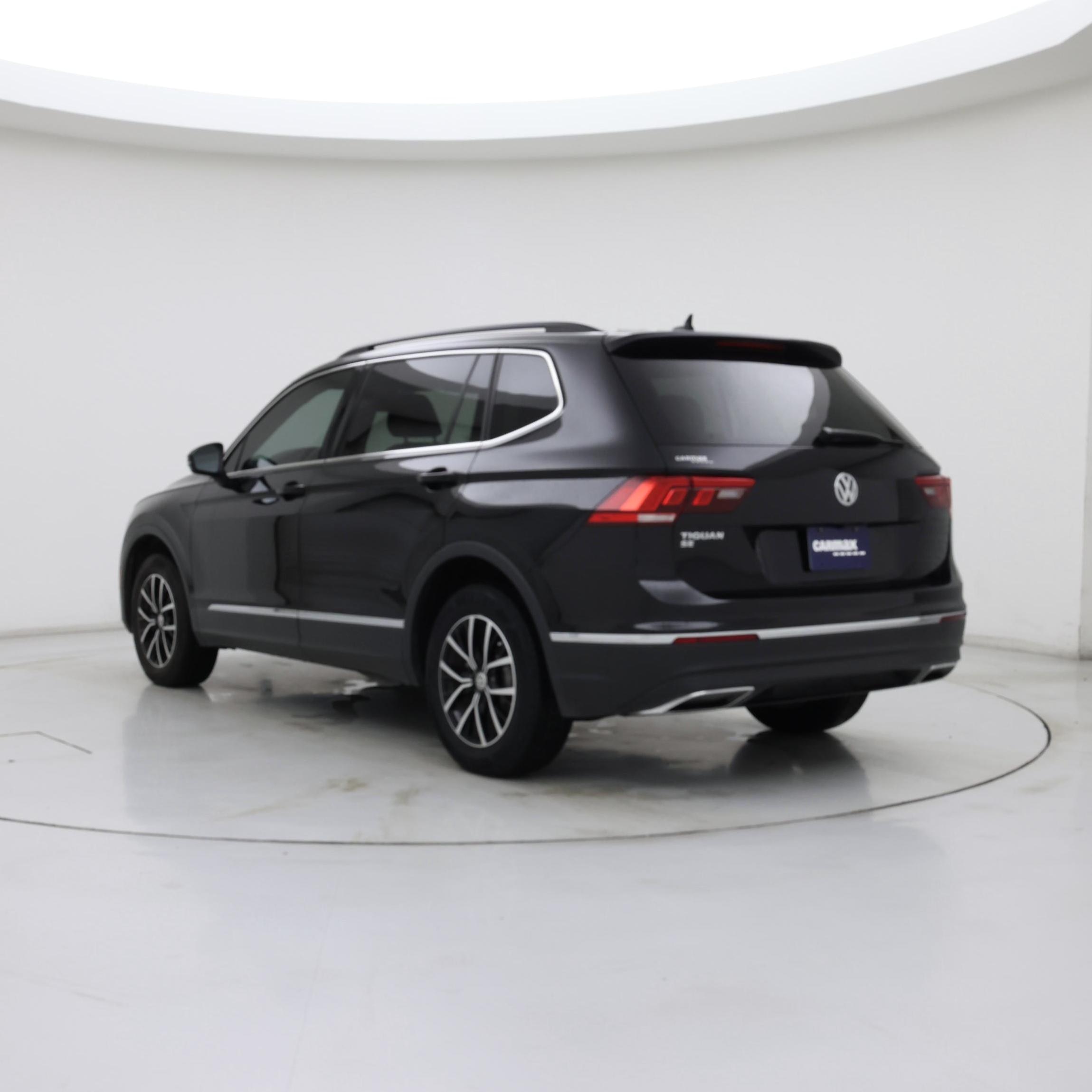 Thumbnail: 2021 Volkswagen Tiguan - 2