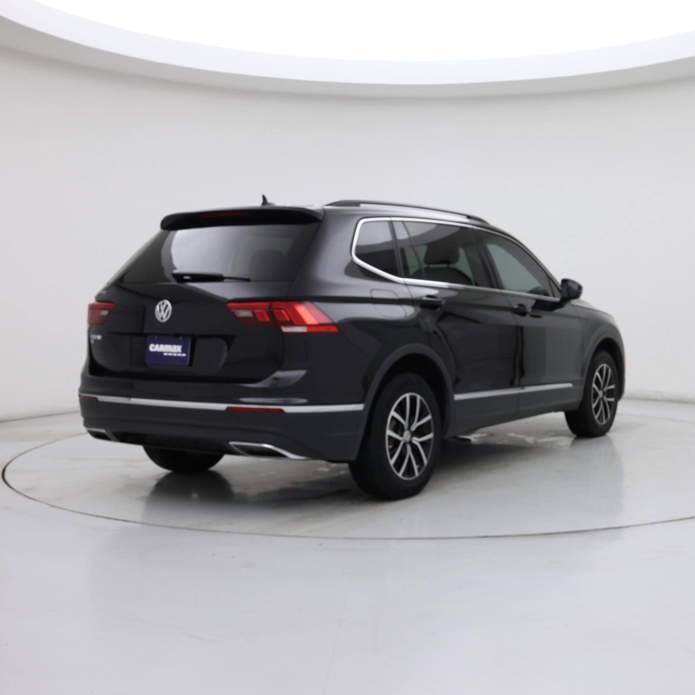 Thumbnail: 2021 Volkswagen Tiguan - 8