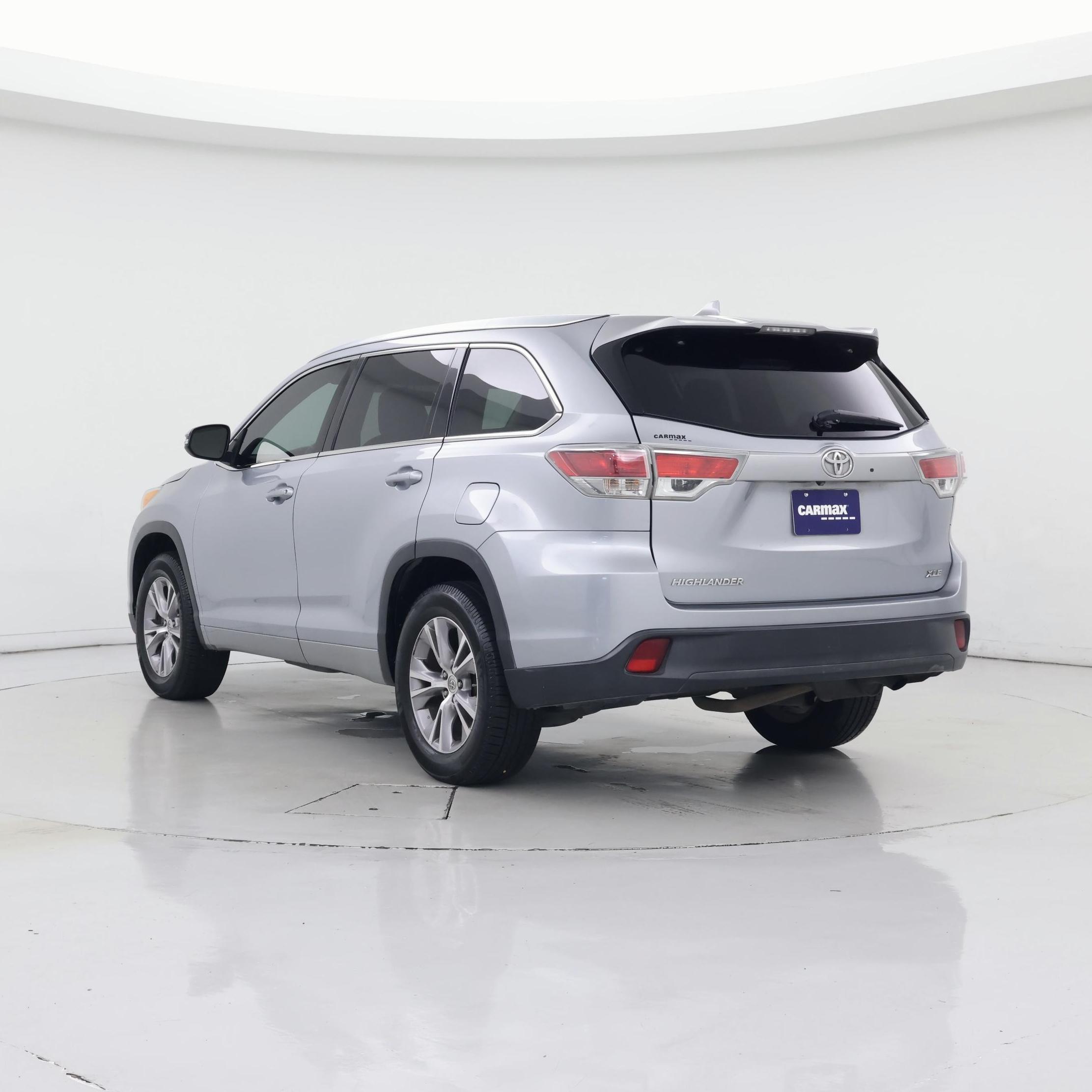 Thumbnail: 2014 Toyota Highlander - 2
