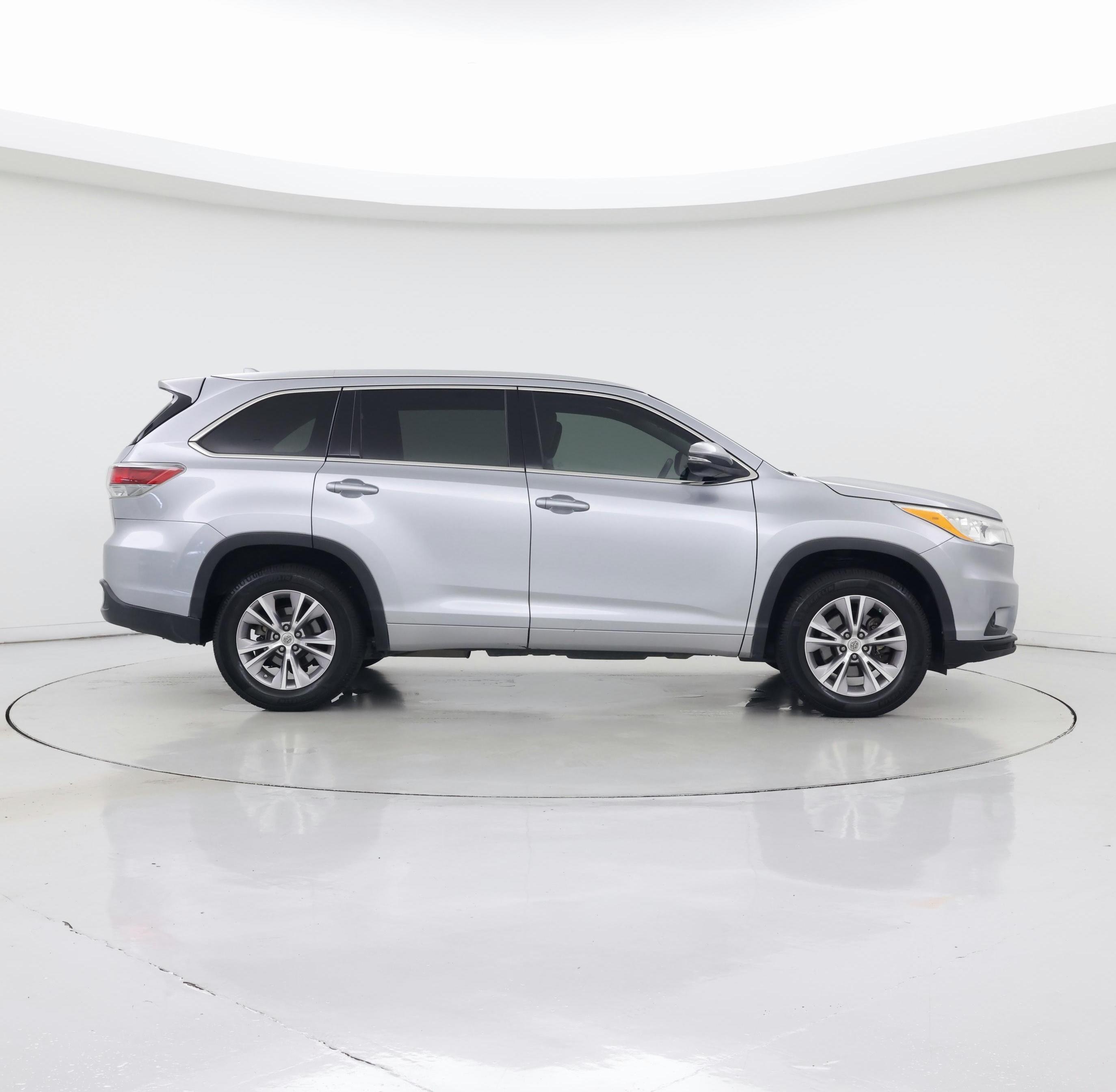 Thumbnail: 2014 Toyota Highlander - 7