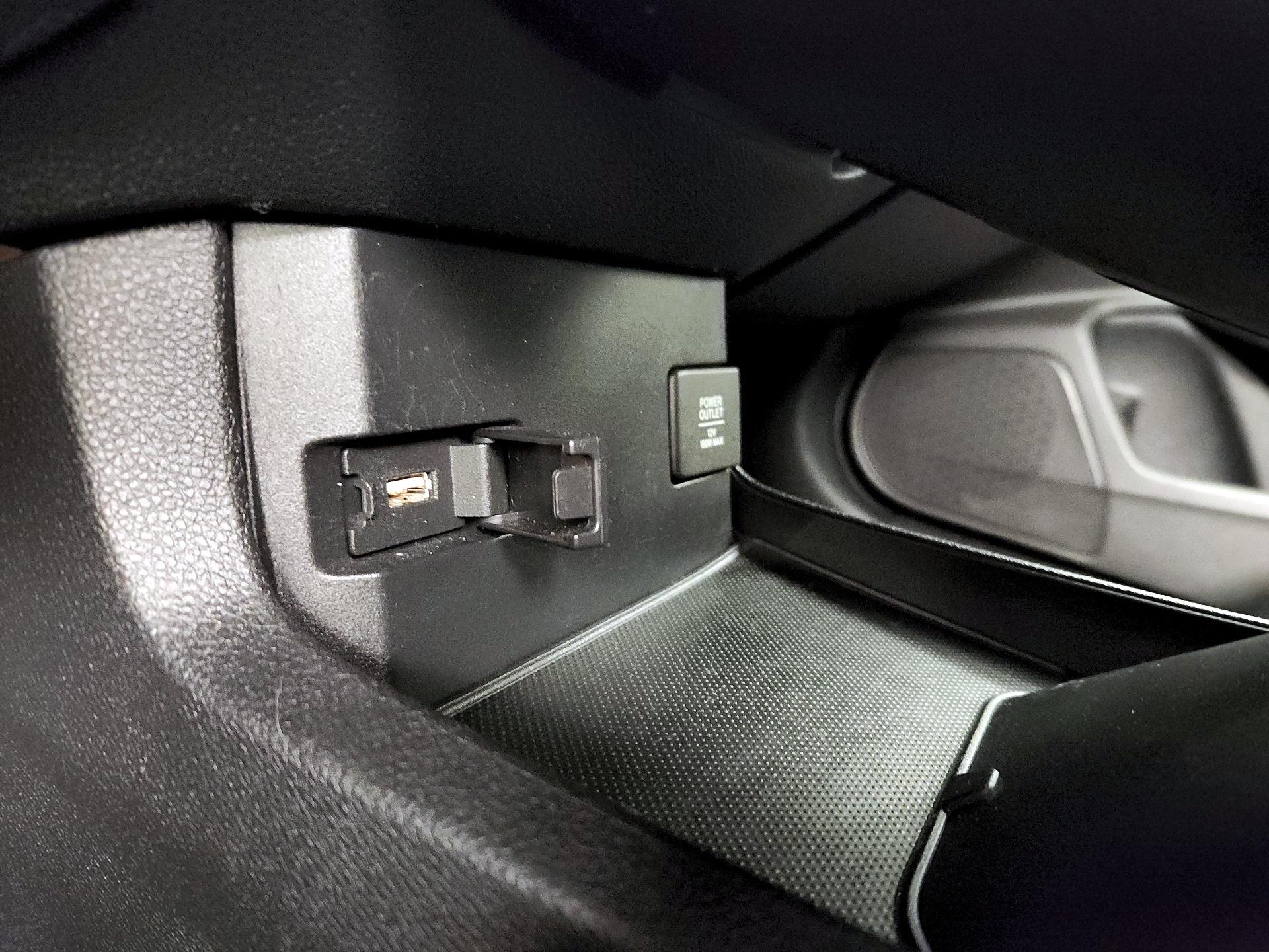Thumbnail: 2016 Honda Civic - 18