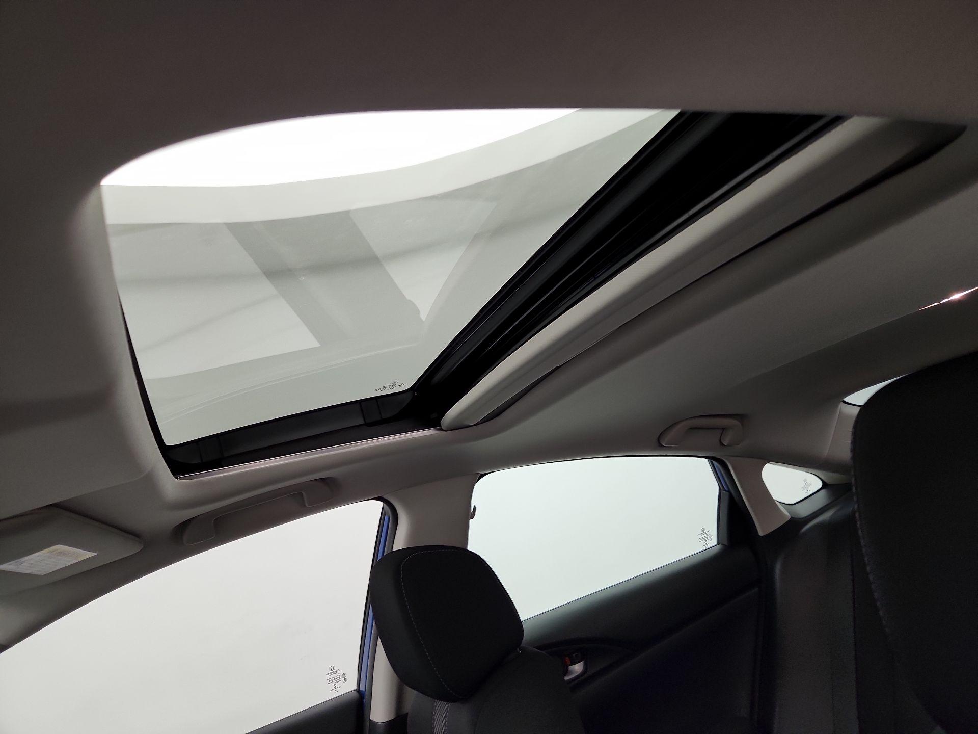 Thumbnail: 2016 Honda Civic - 19