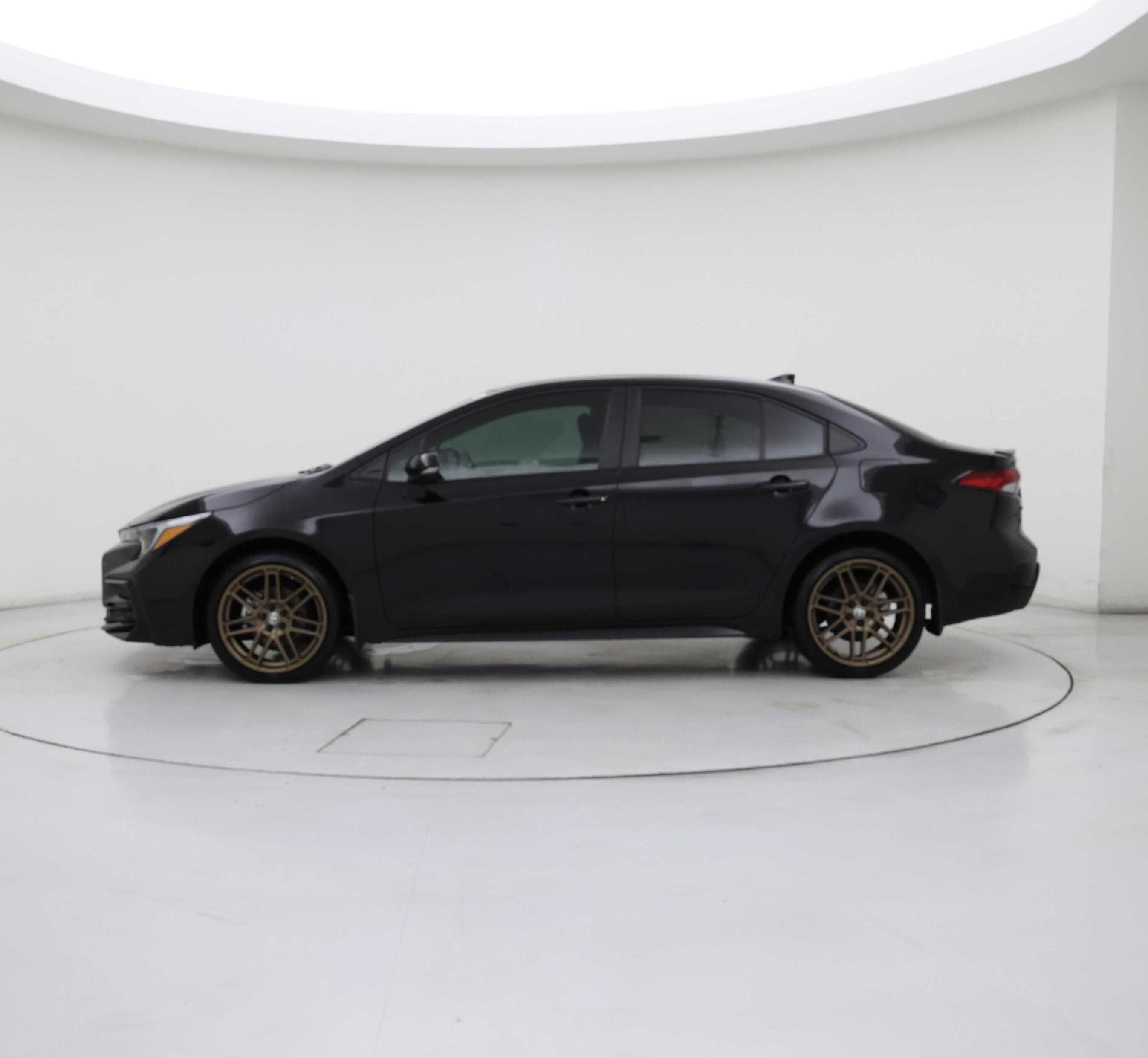Thumbnail: 2024 Toyota Corolla - 3