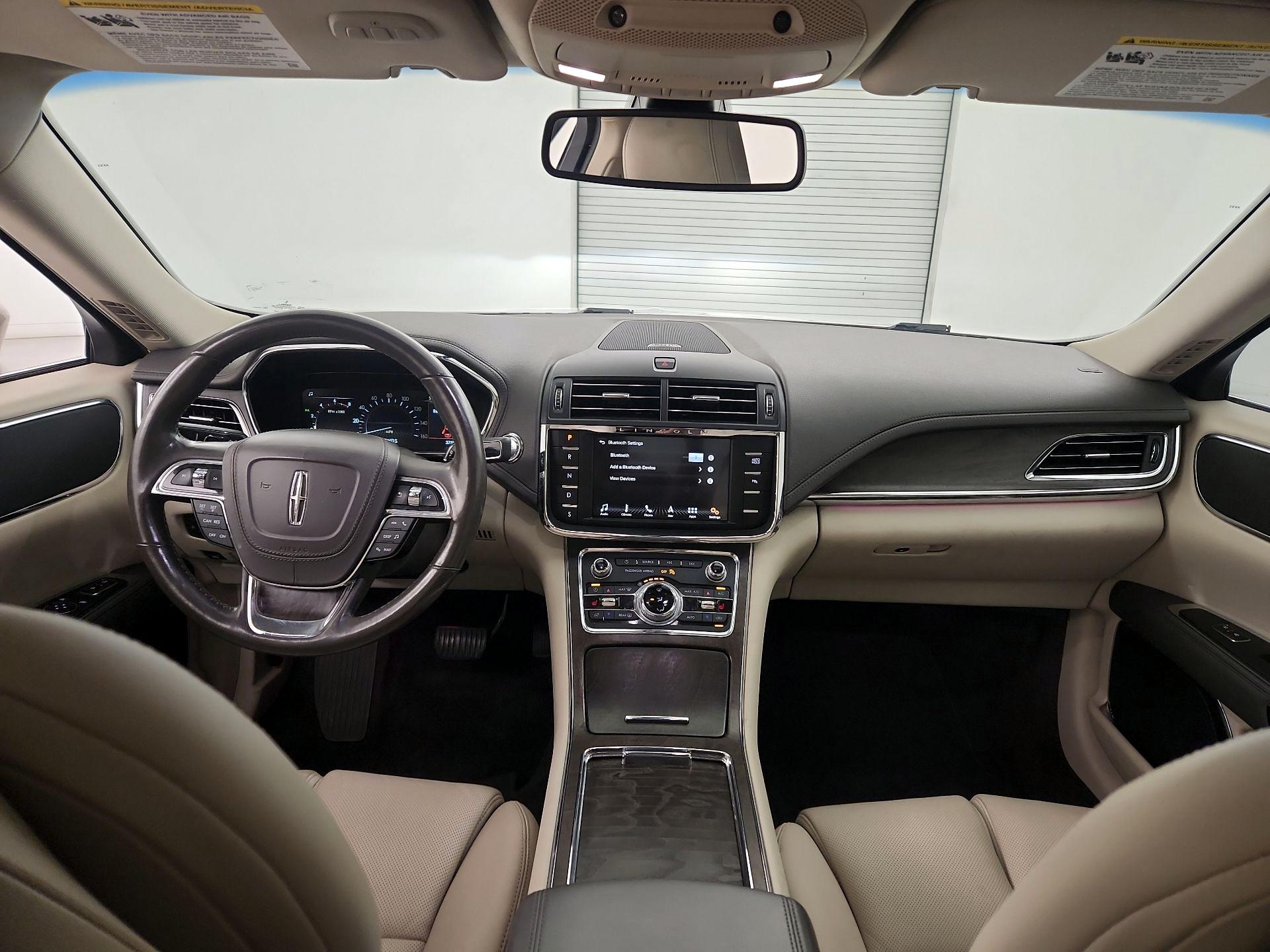 Thumbnail: 2017 Lincoln Continental - 9