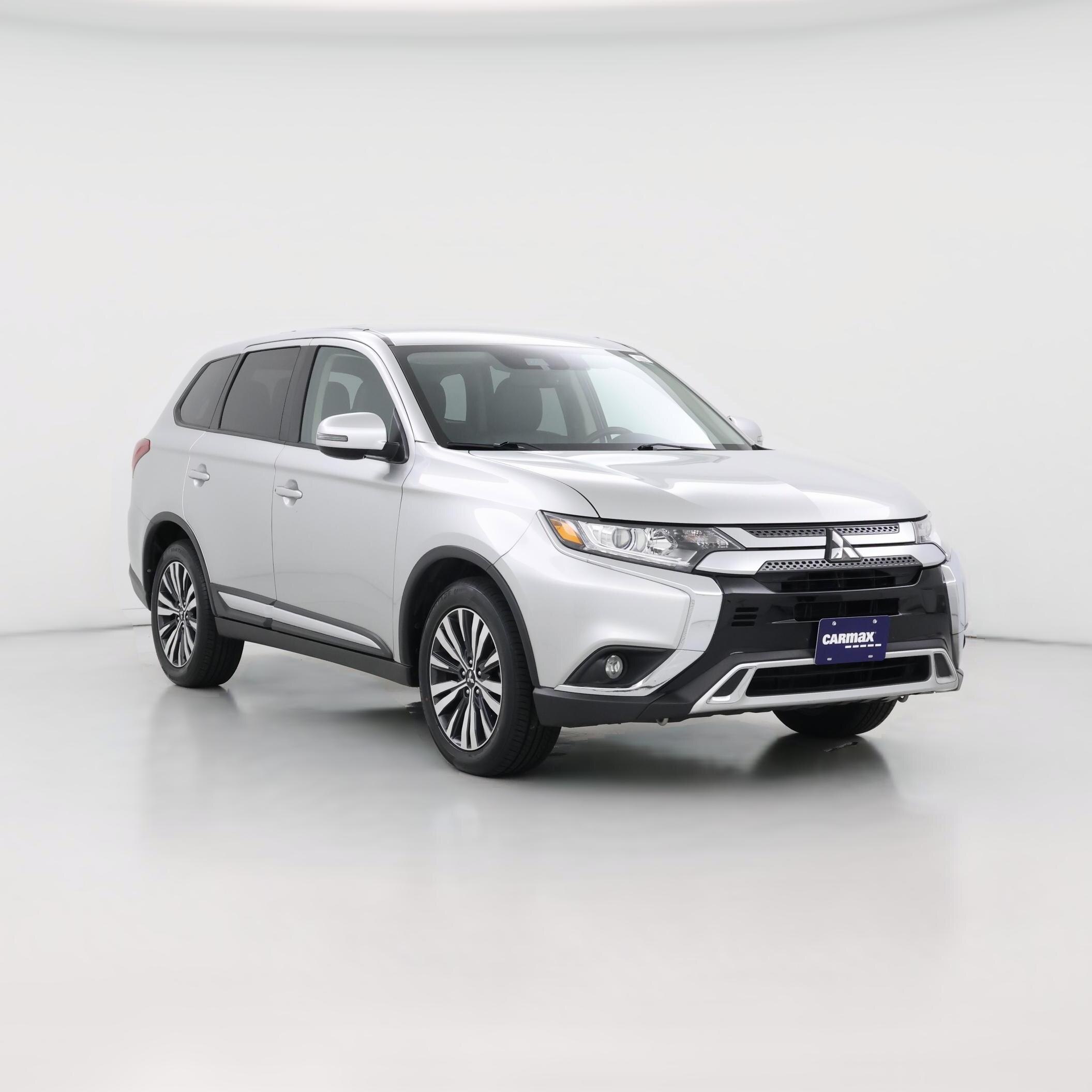Thumbnail: 2020 Mitsubishi Outlander - 1
