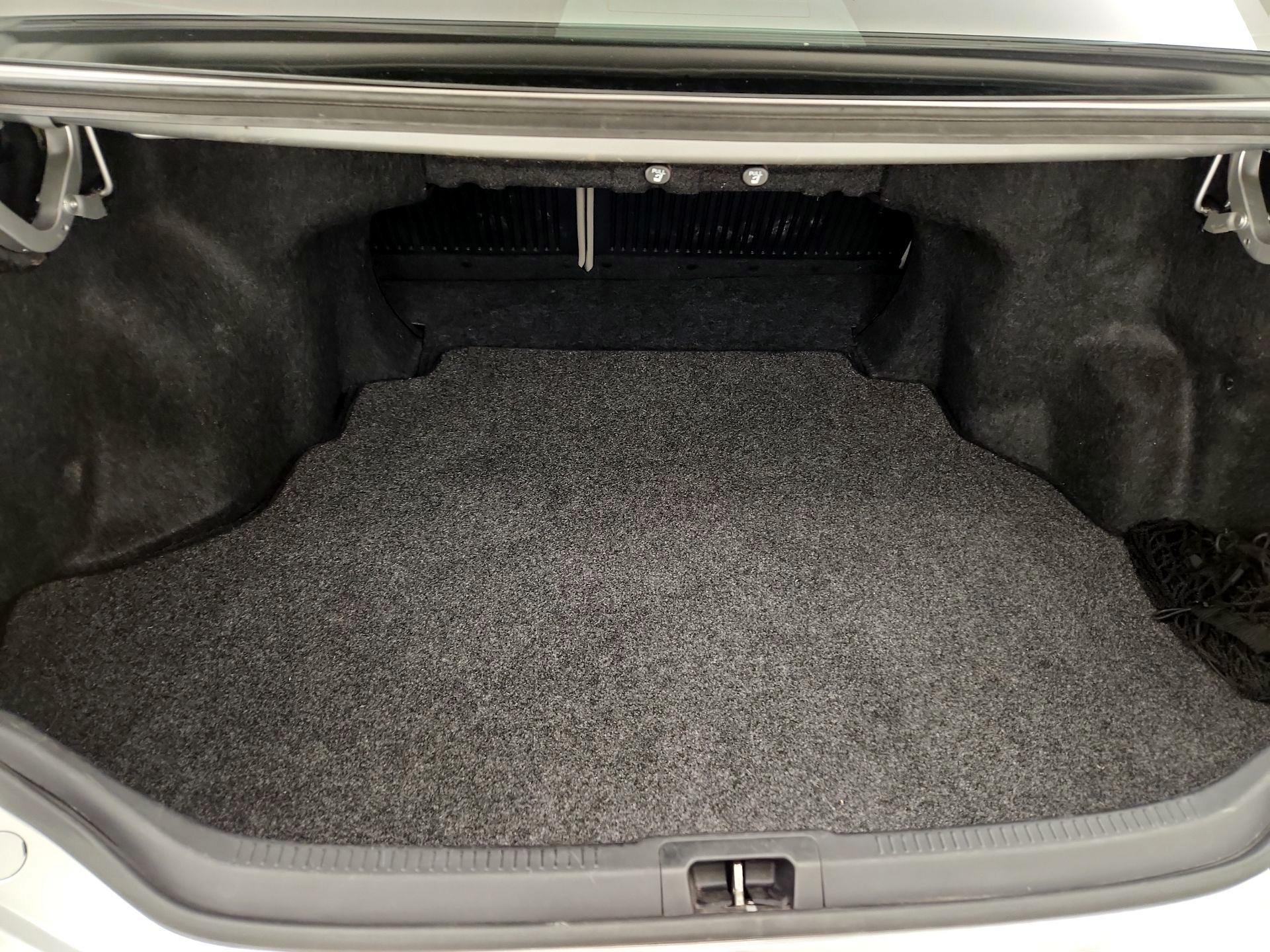 Thumbnail: 2014 Toyota Camry - 19
