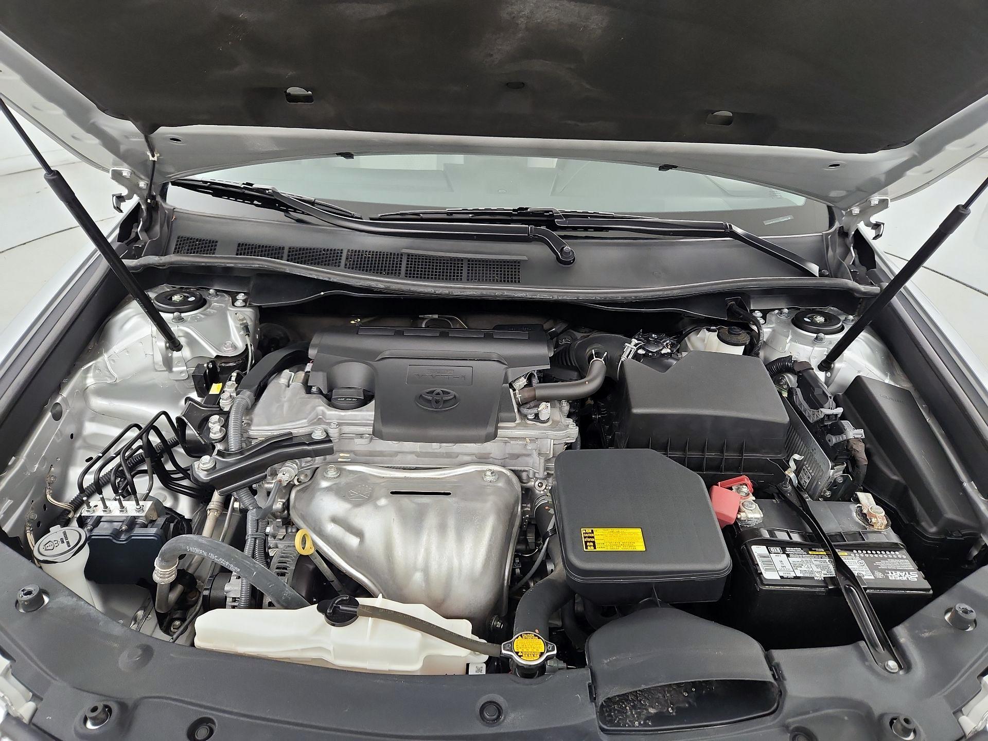 Thumbnail: 2014 Toyota Camry - 20