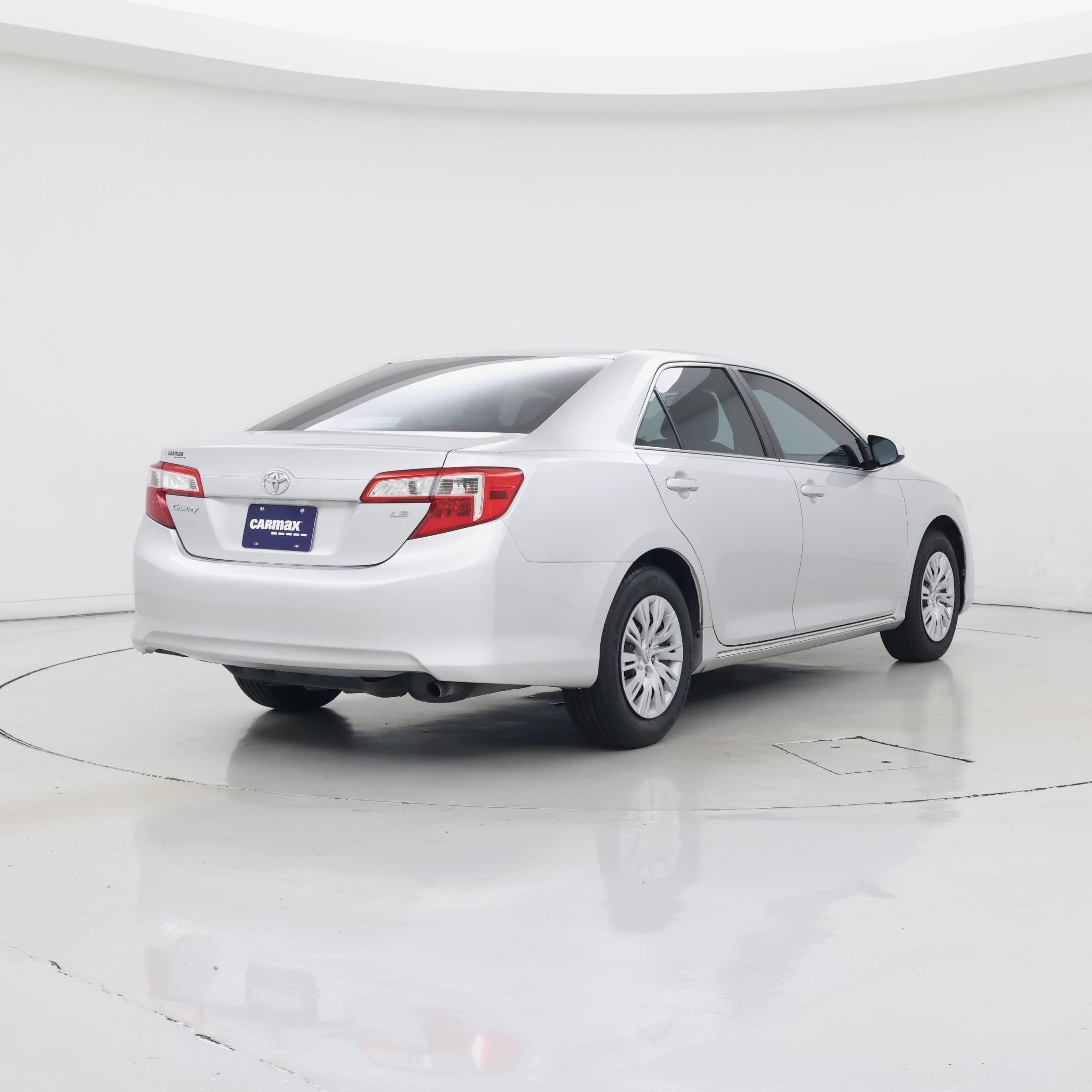 Thumbnail: 2014 Toyota Camry - 8
