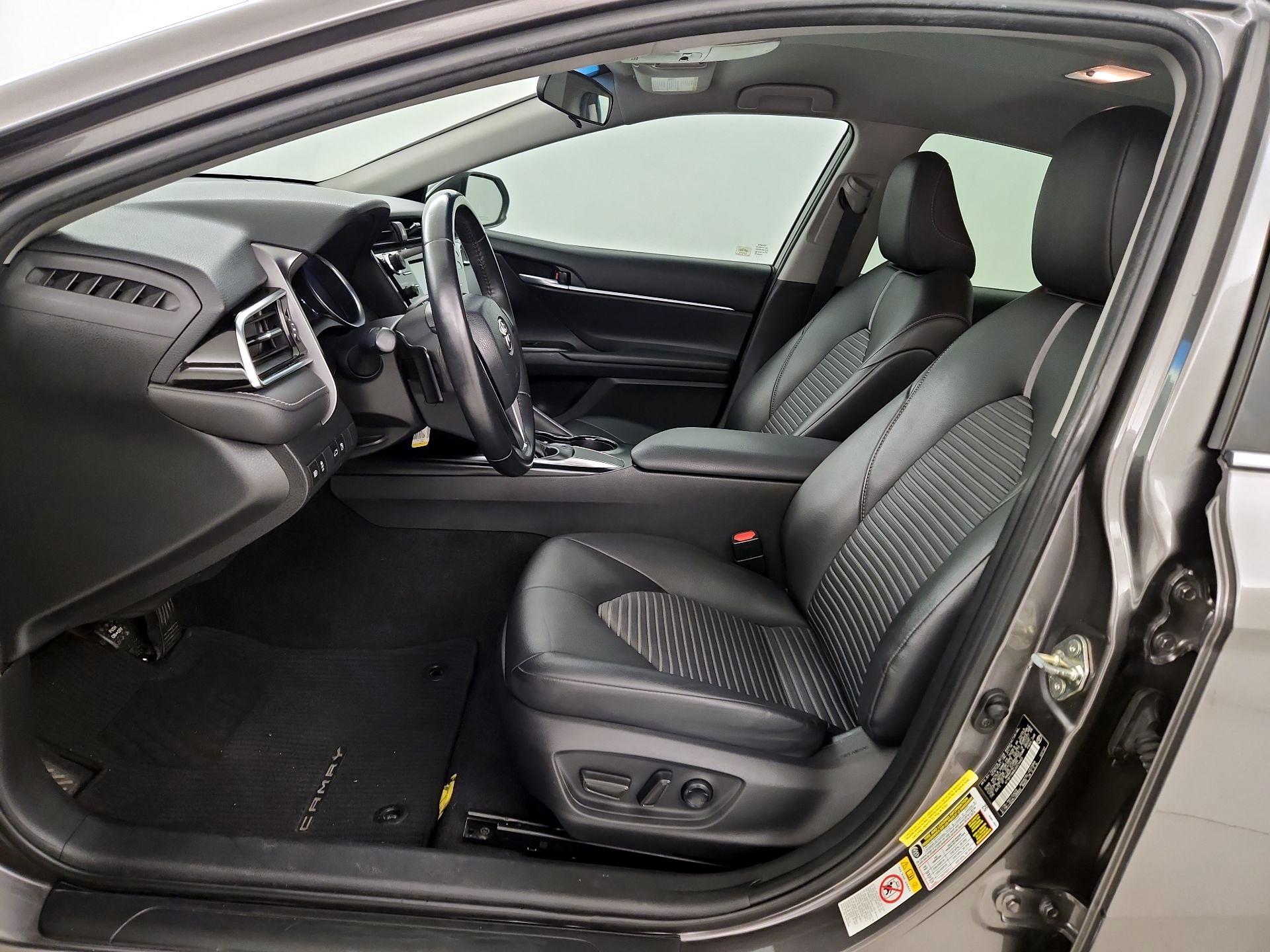 Thumbnail: 2018 Toyota Camry - 11