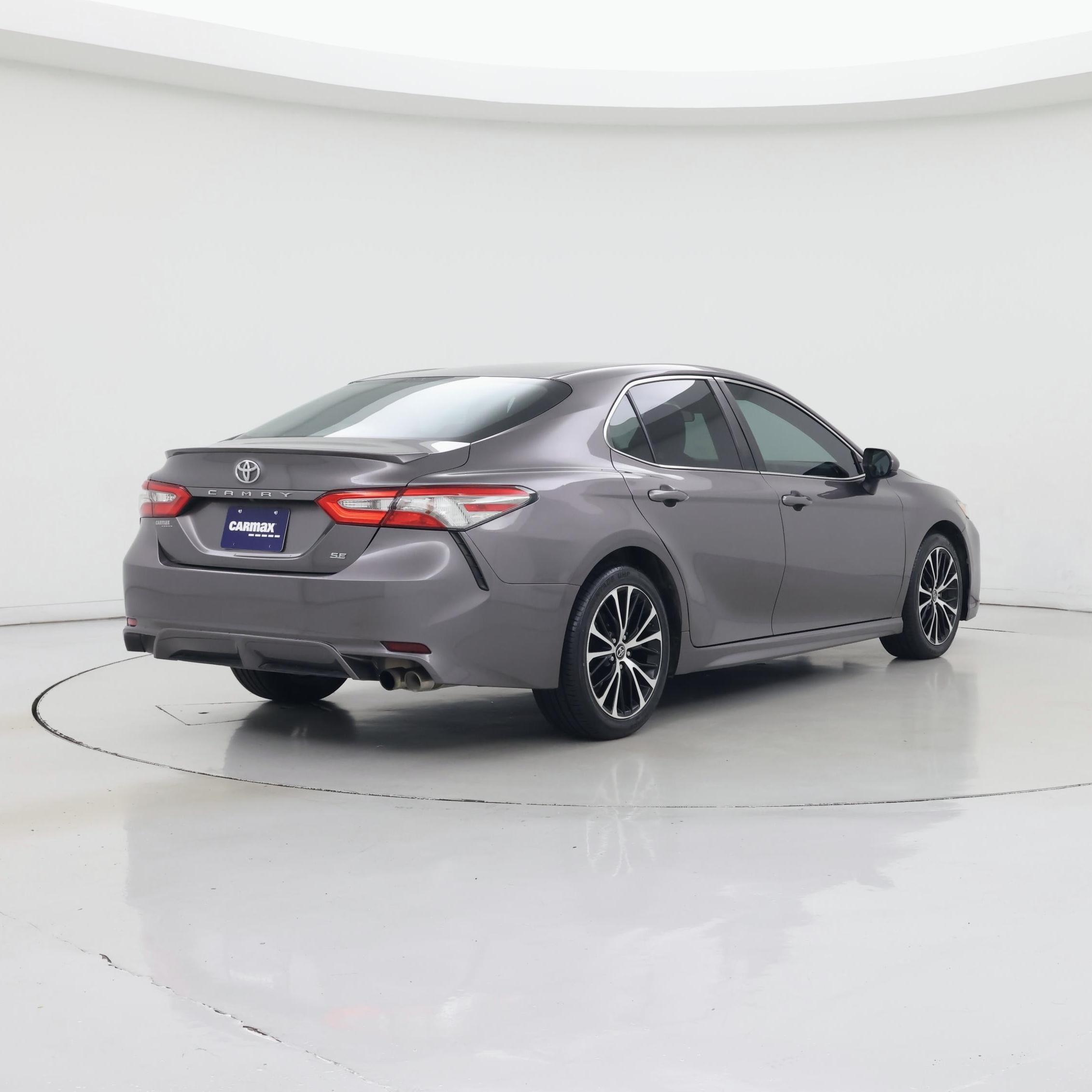 Thumbnail: 2018 Toyota Camry - 8