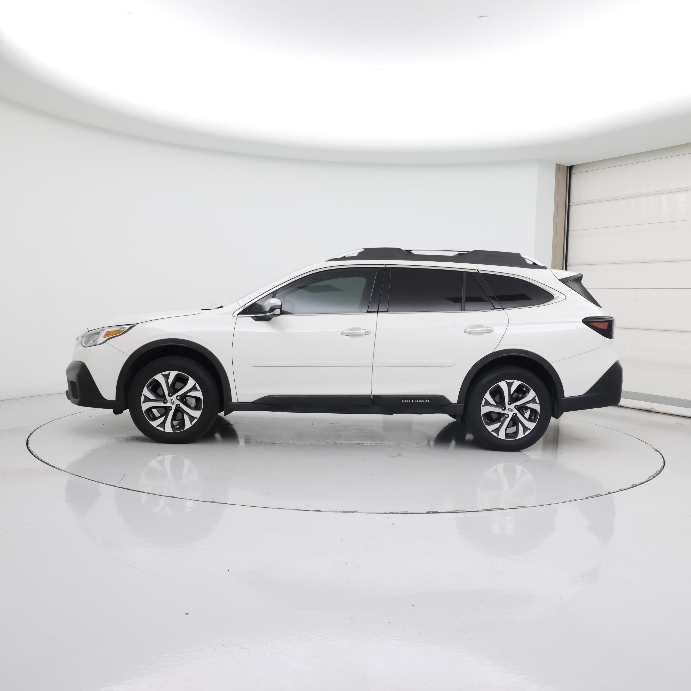 Thumbnail: 2020 Subaru Outback - 3