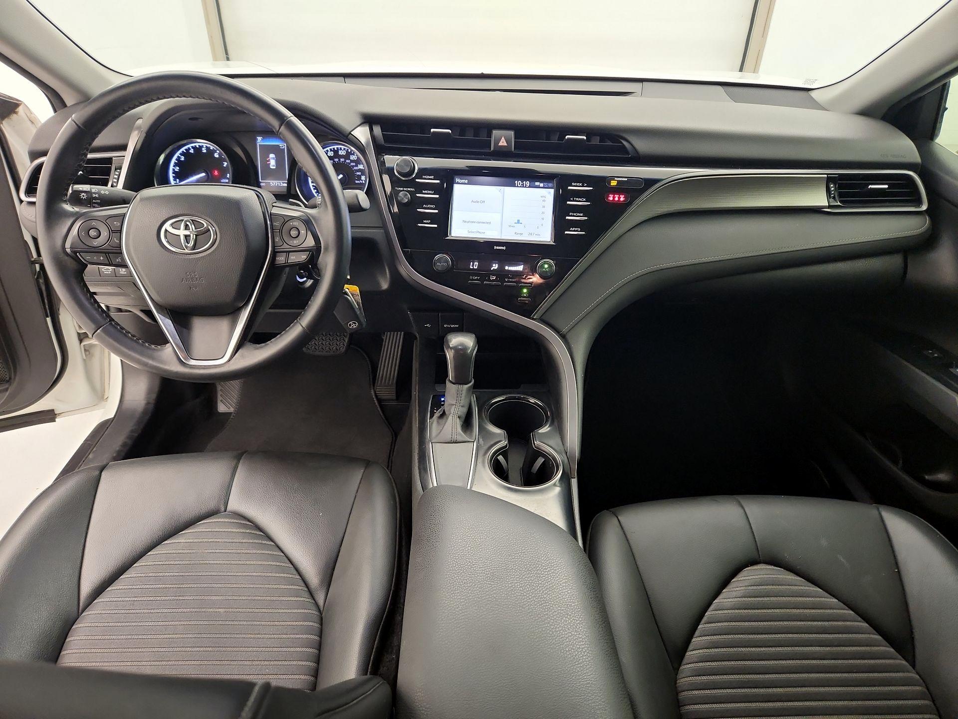 Thumbnail: 2020 Toyota Camry - 9