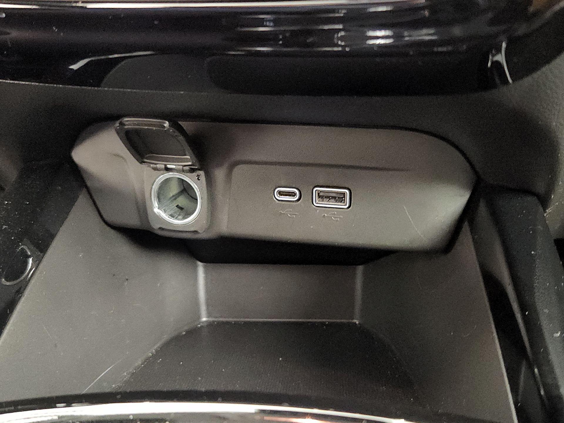 Thumbnail: 2024 Chevrolet Trax - 18