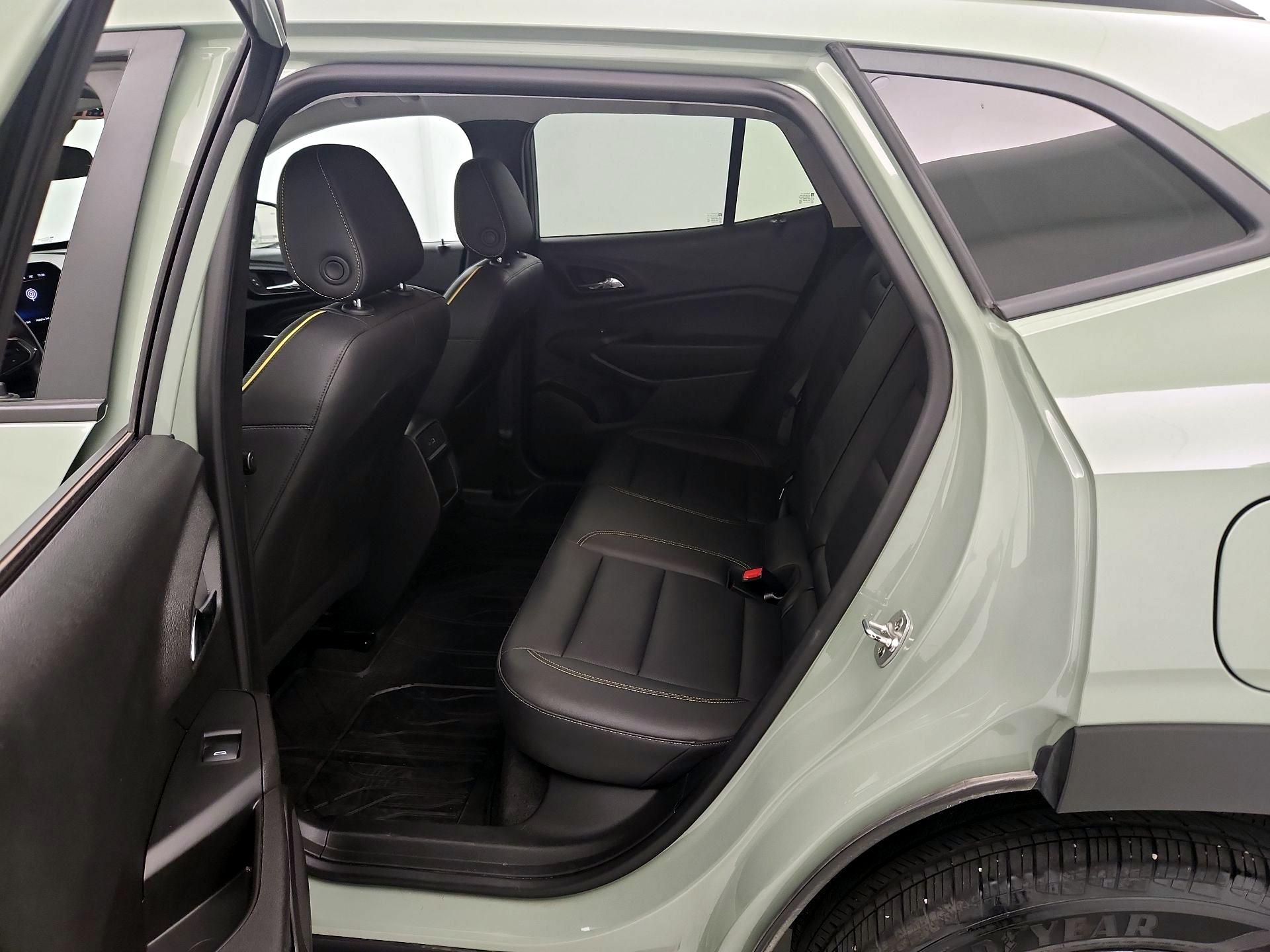 Thumbnail: 2024 Chevrolet Trax - 19