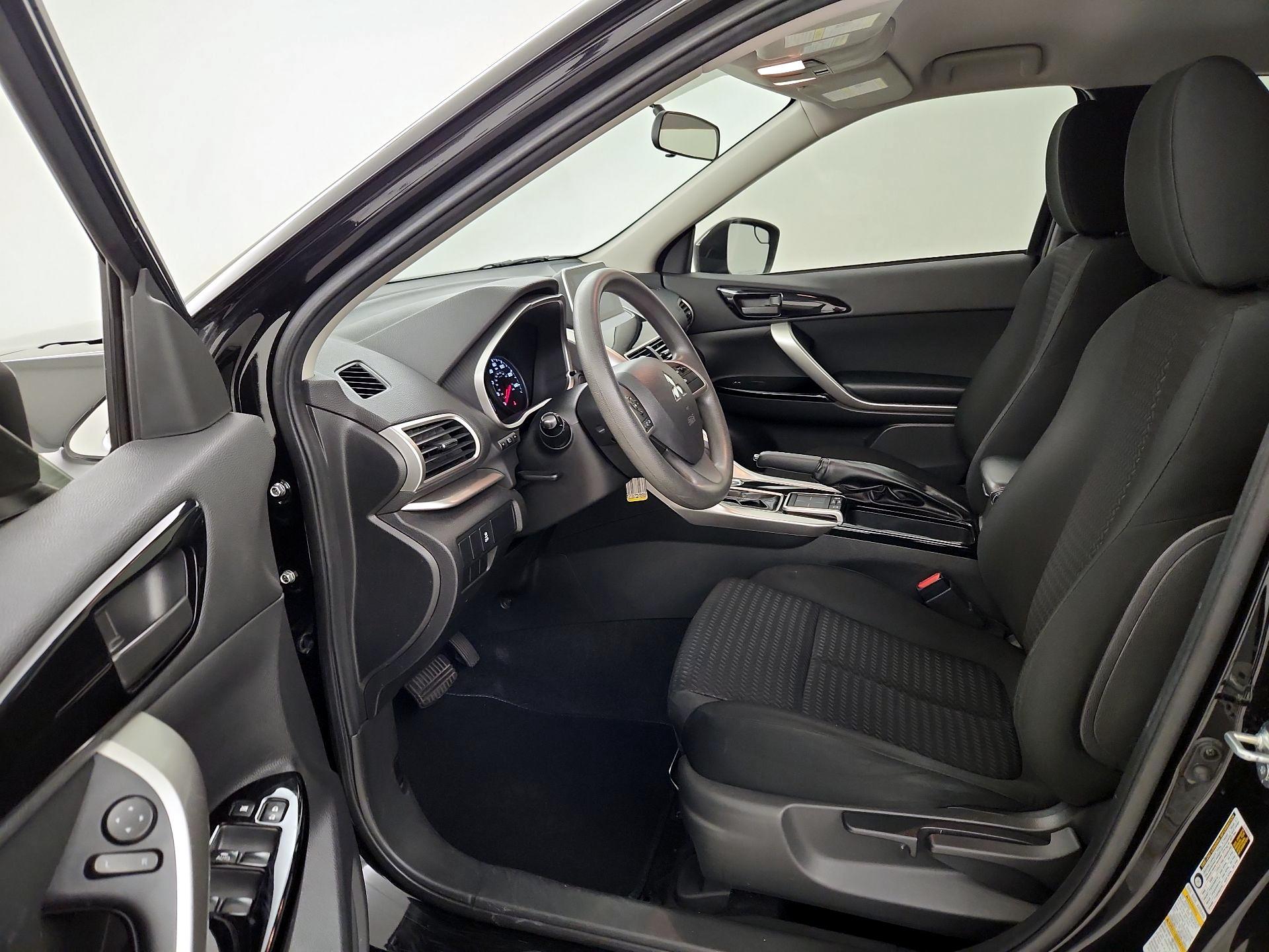 Thumbnail: 2019 Mitsubishi Eclipse Cross - 11
