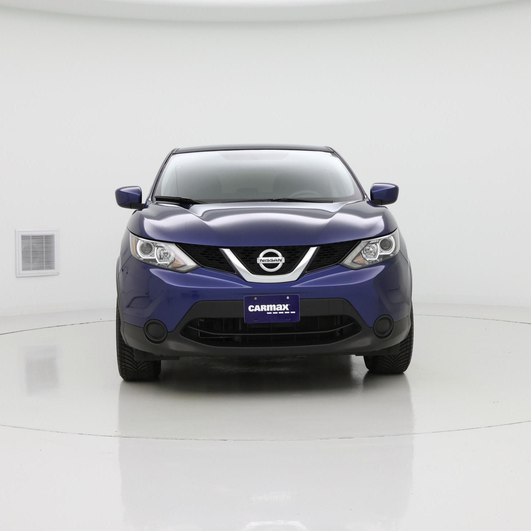 Thumbnail: 2017 Nissan Rogue Sport - 5