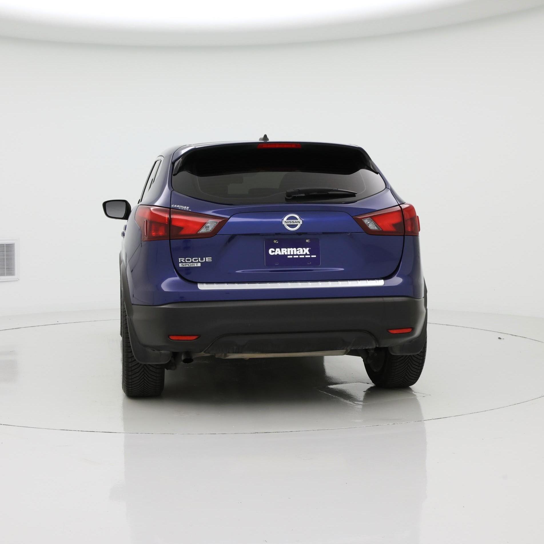 Thumbnail: 2017 Nissan Rogue Sport - 6
