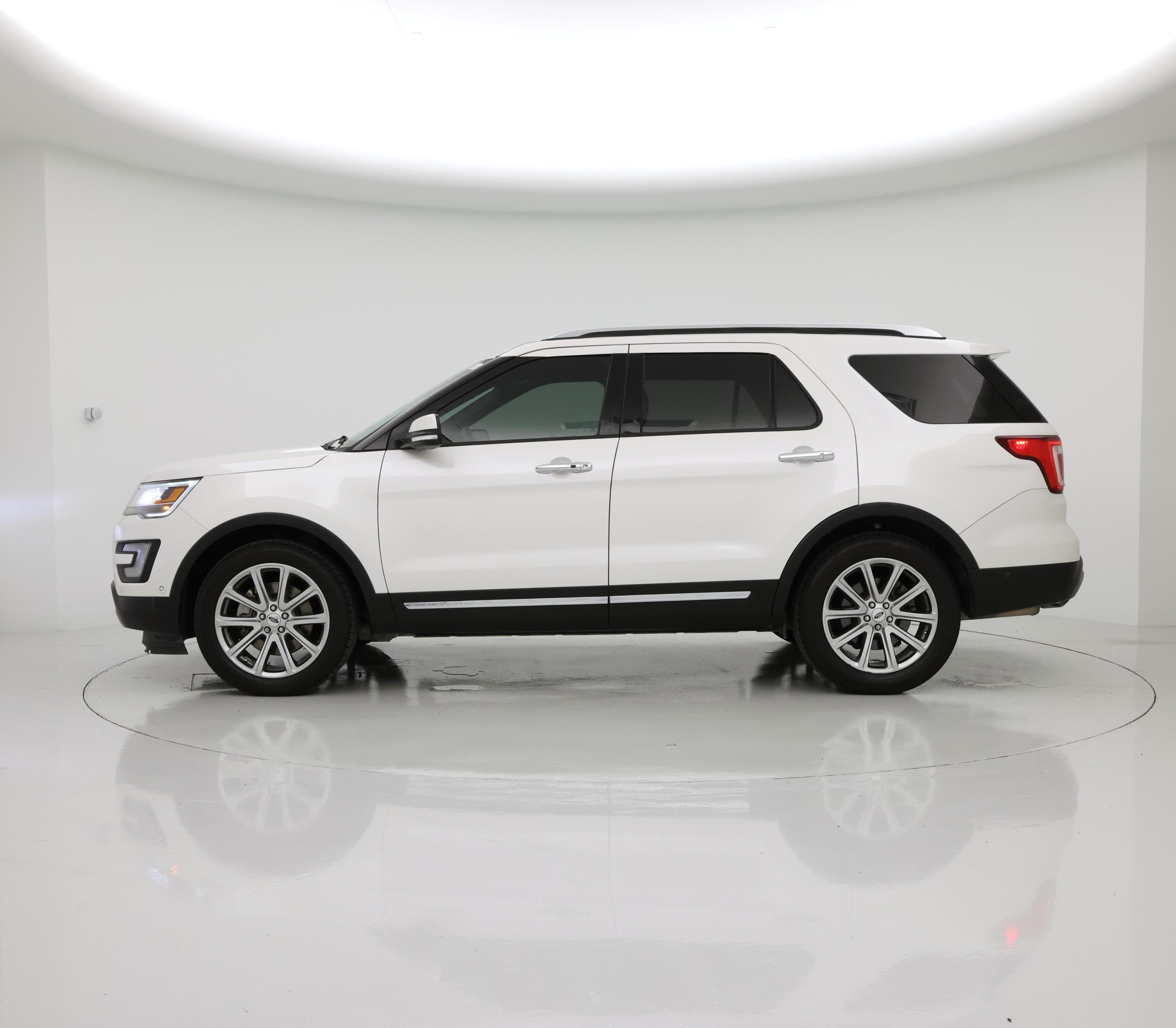 Thumbnail: 2017 Ford Explorer - 3
