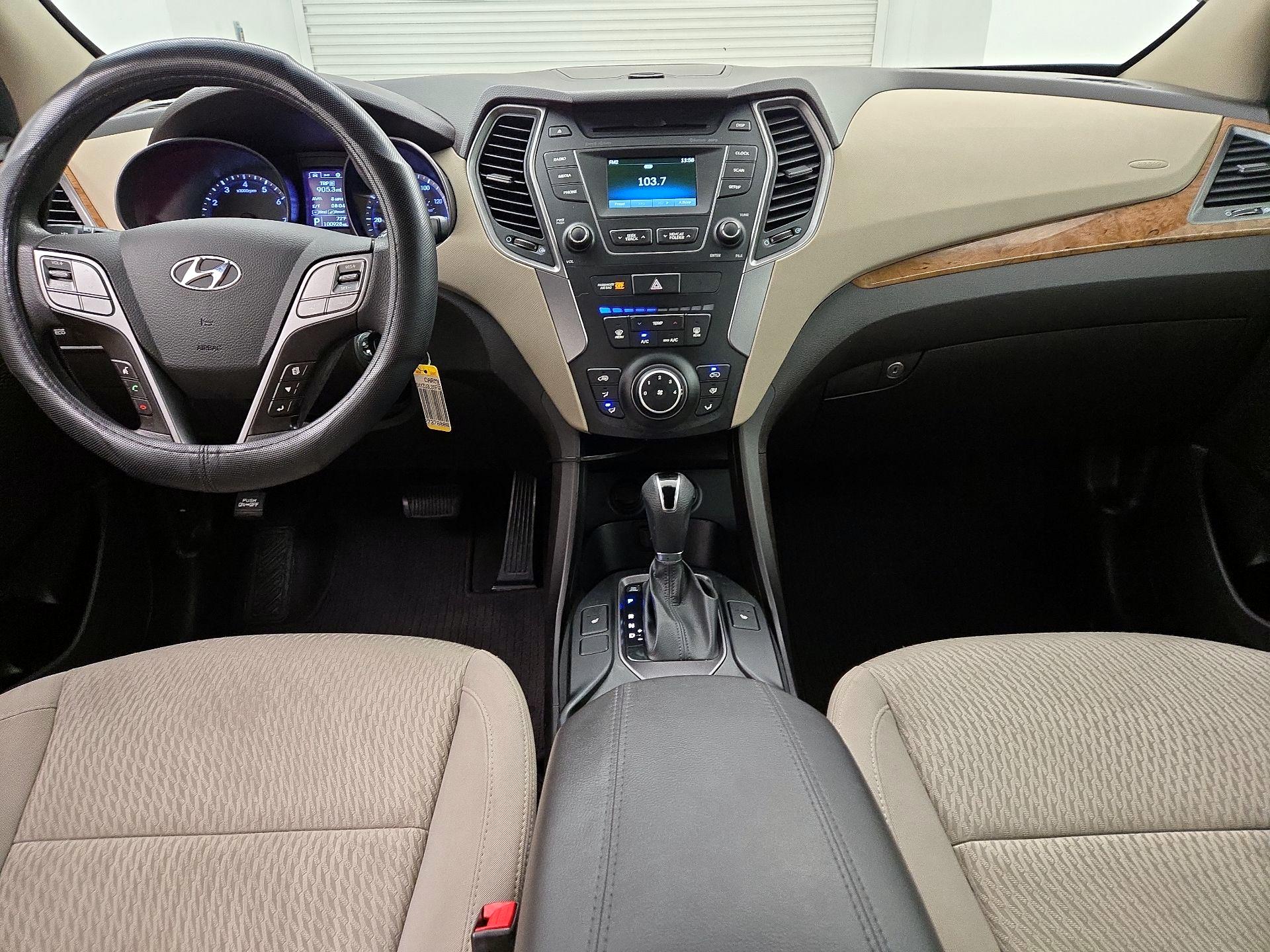 Thumbnail: 2015 Hyundai Santa Fe - 9