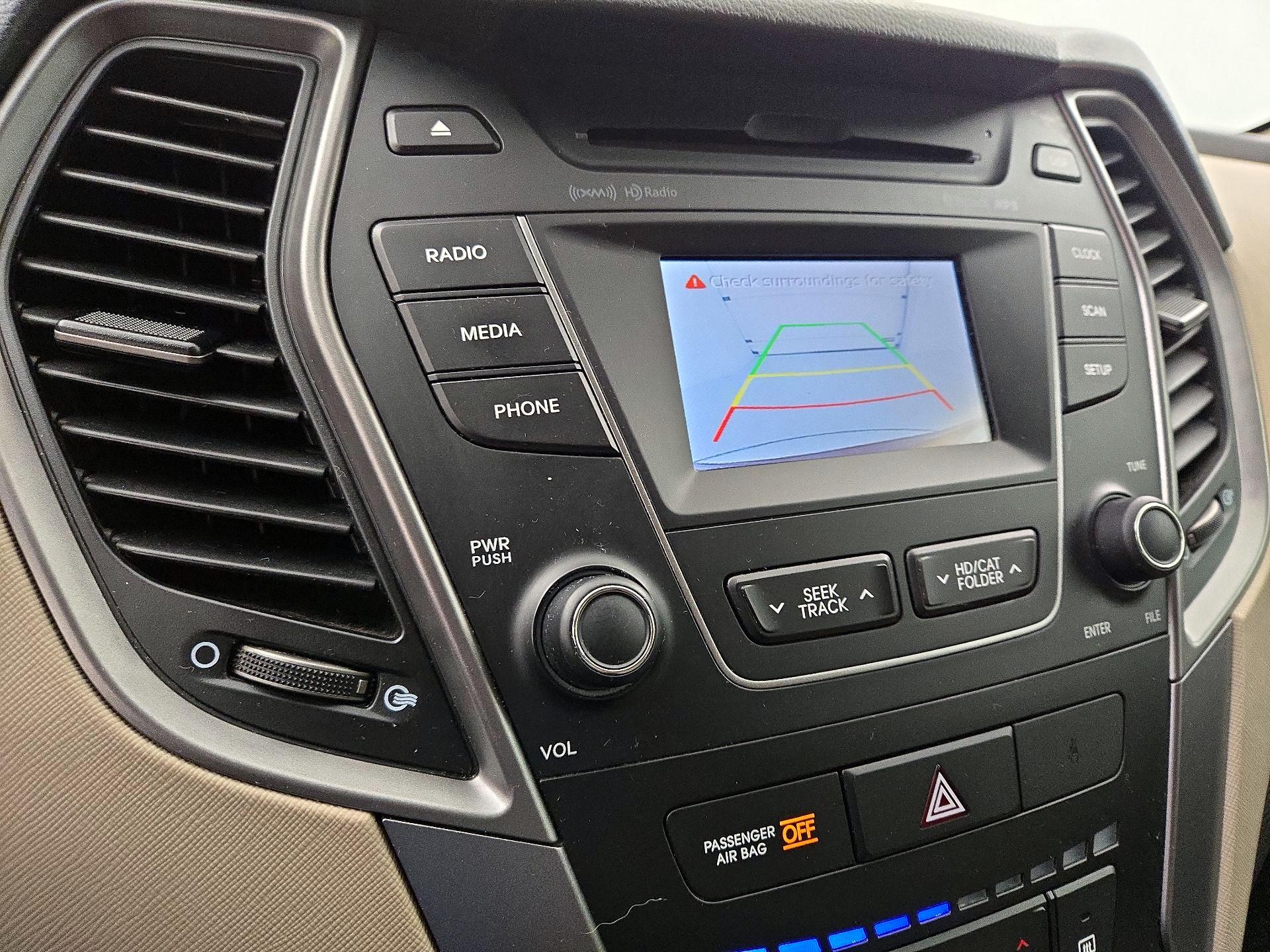 Thumbnail: 2015 Hyundai Santa Fe - 14