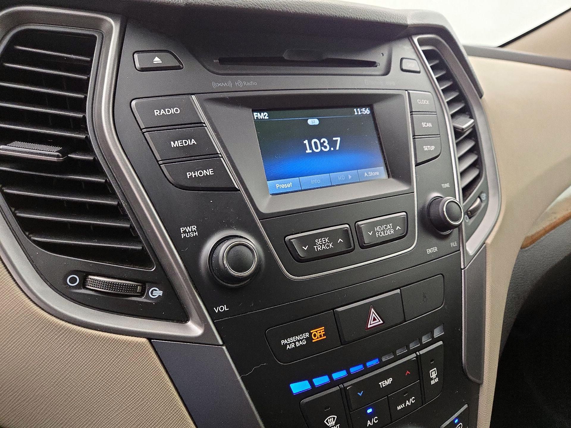 Thumbnail: 2015 Hyundai Santa Fe - 15