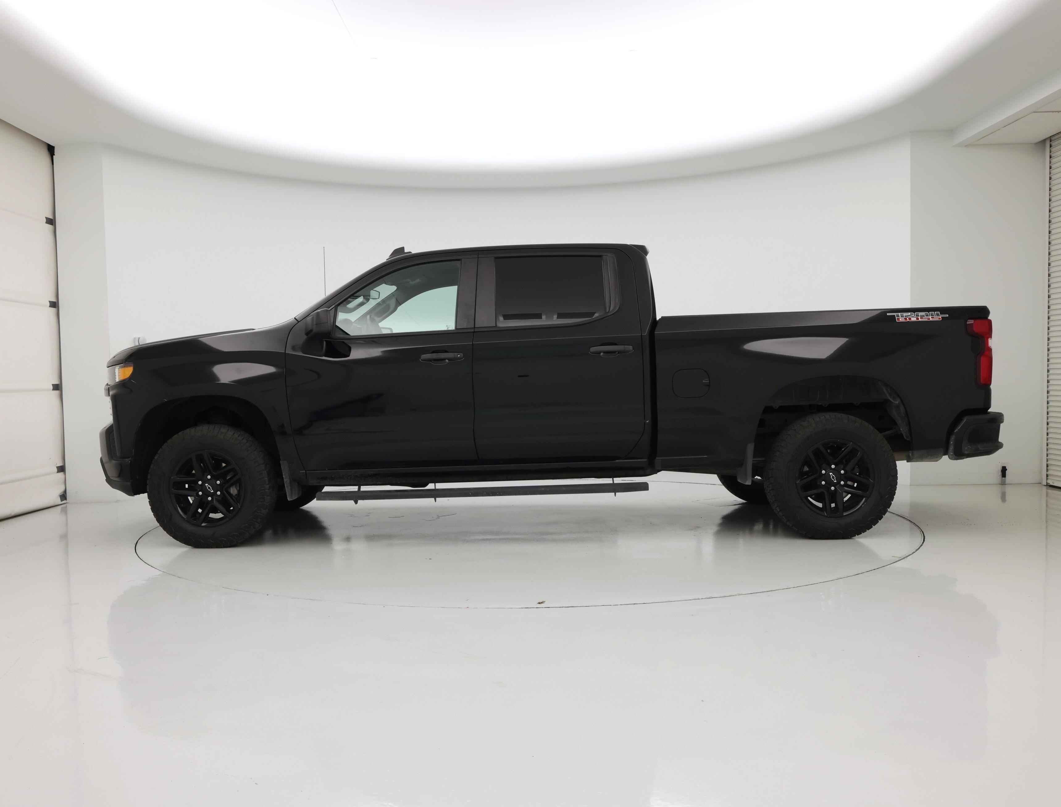 Thumbnail: 2021 Chevrolet Silverado 1500 - 3