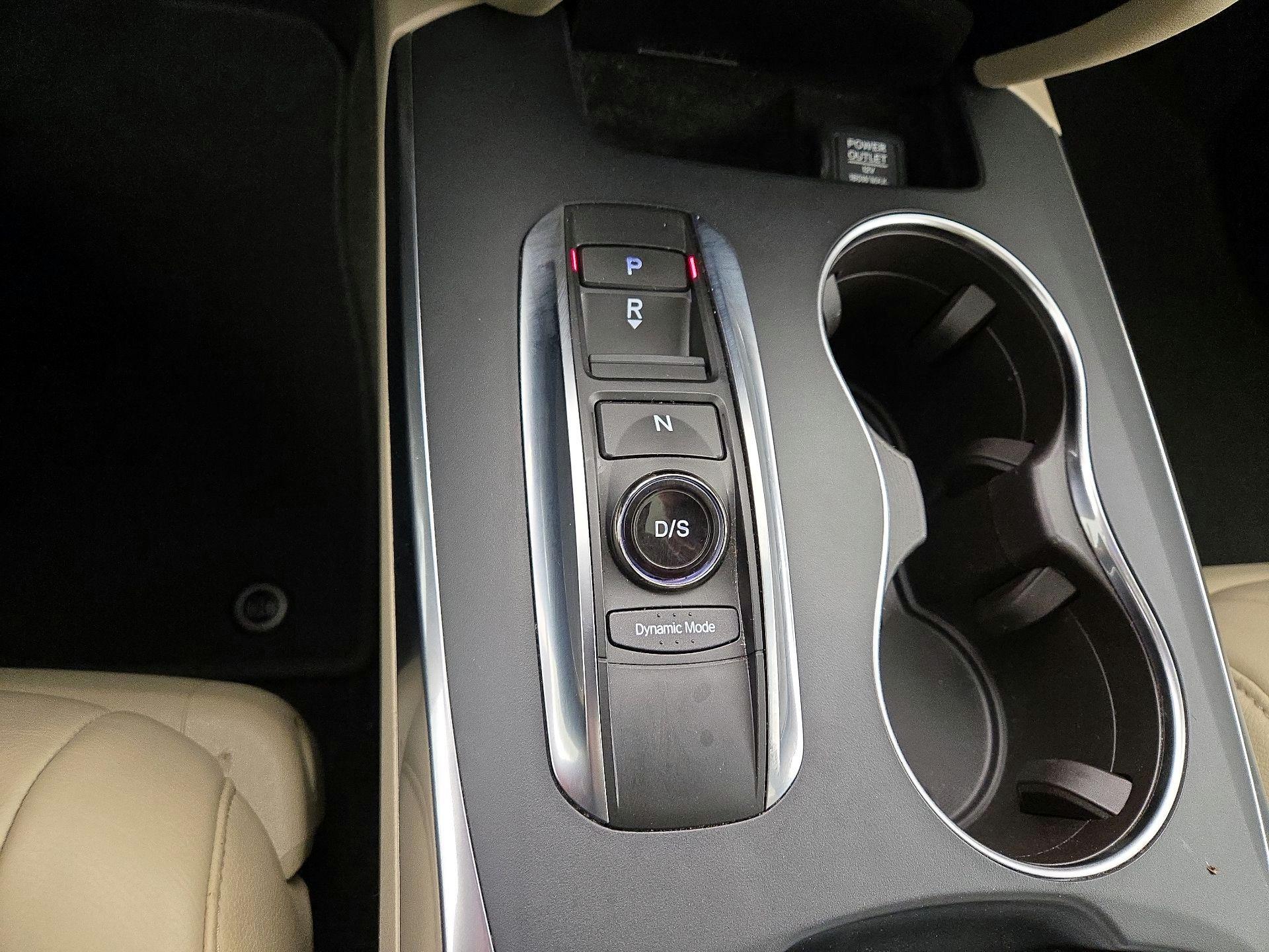 Thumbnail: 2017 Acura MDX - 17