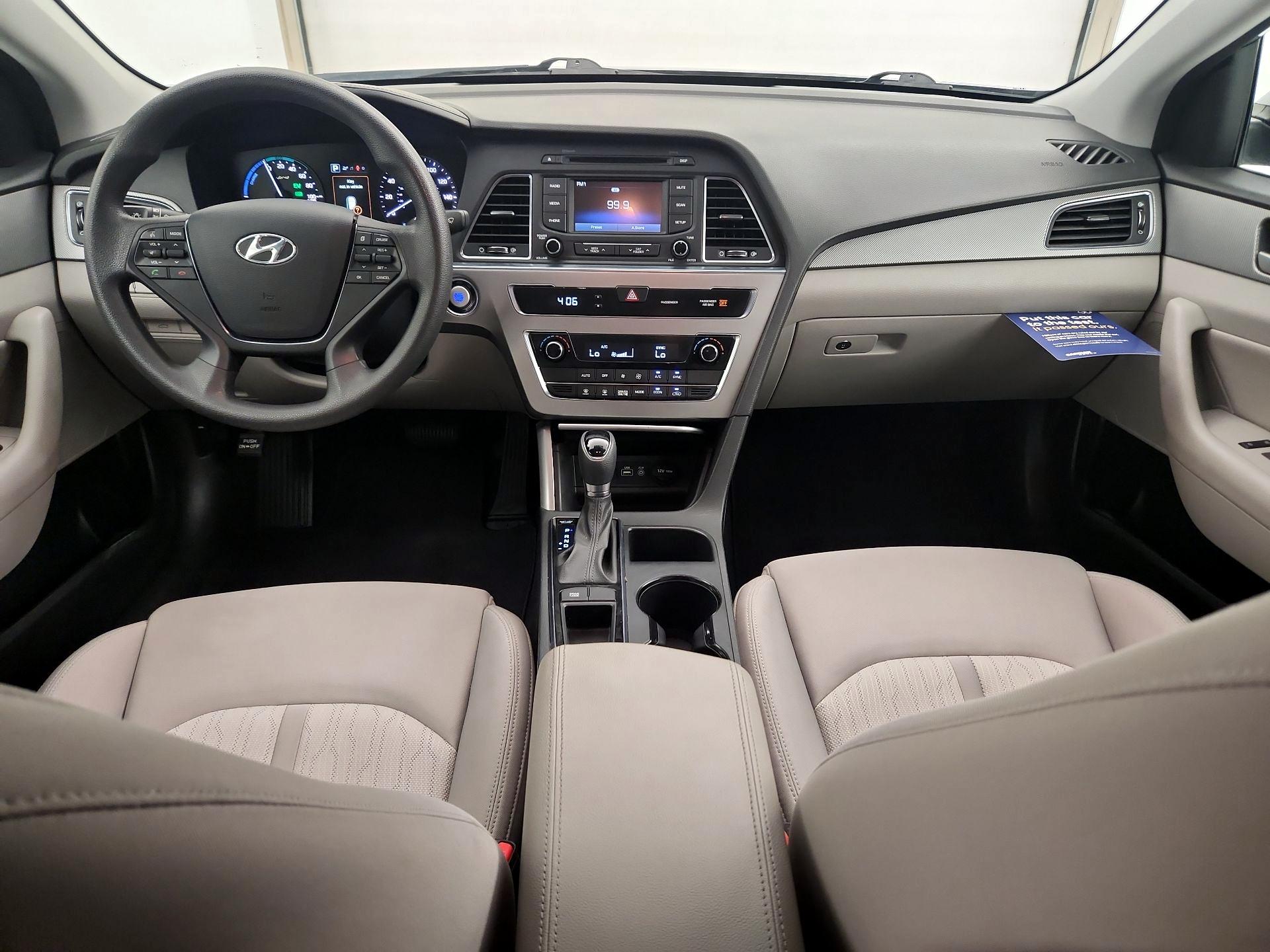 Thumbnail: 2016 Hyundai Sonata - 9