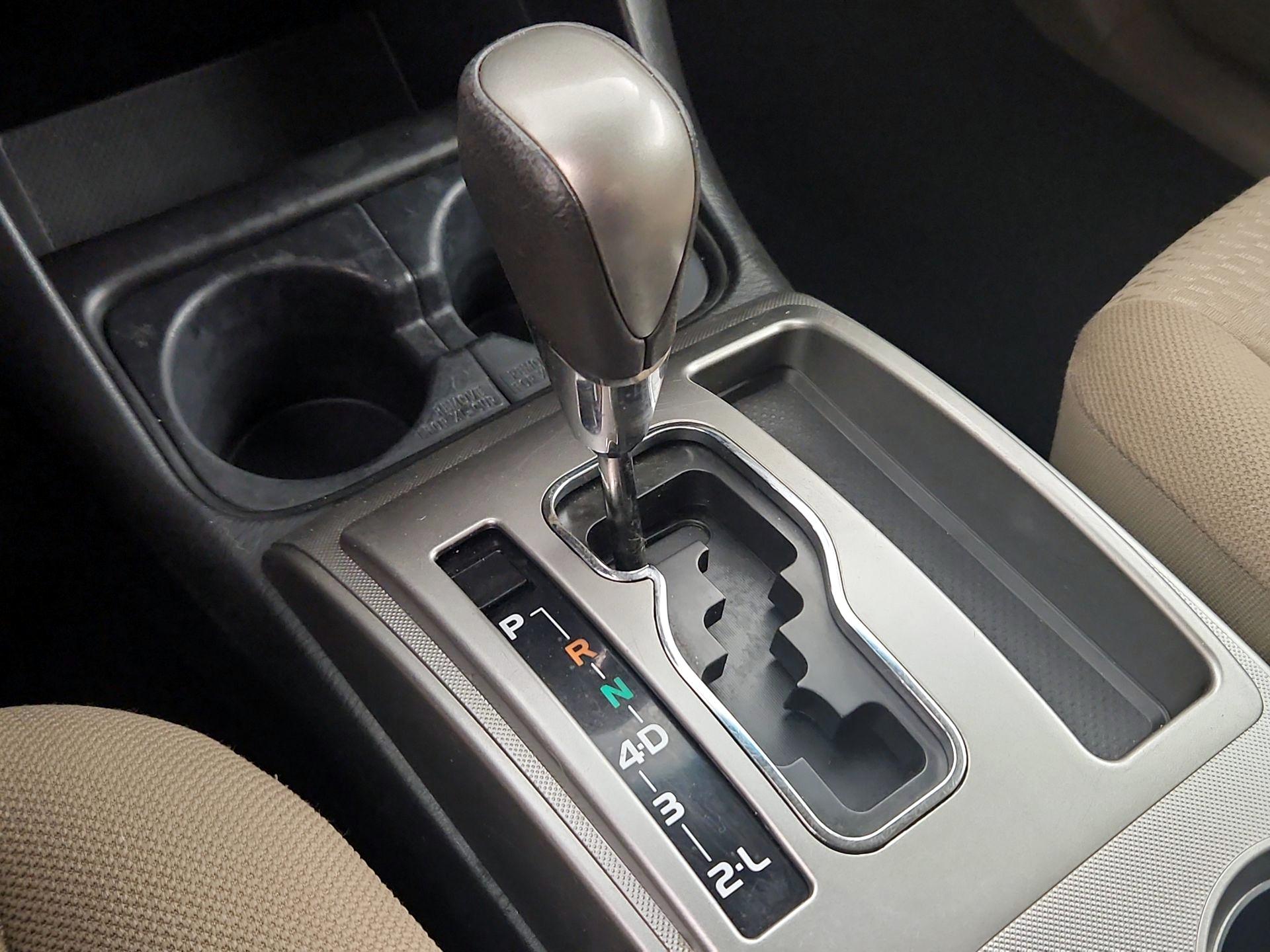 Thumbnail: 2015 Toyota Tacoma - 17